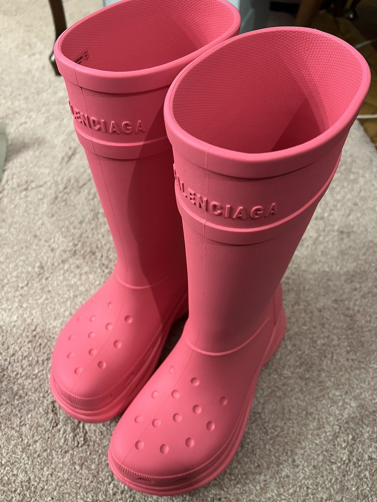 Balenciaga *RARE* Balenciaga Crocs PINK Size US 8 / EU 41 - 4 Thumbnail