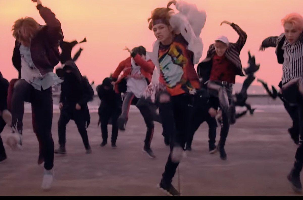 Loewe *BTS TAEHYUNG/ not today MV*Loewe Faust tshirt large Size US L / EU 52-54 / 3 - 2 Thumbnail