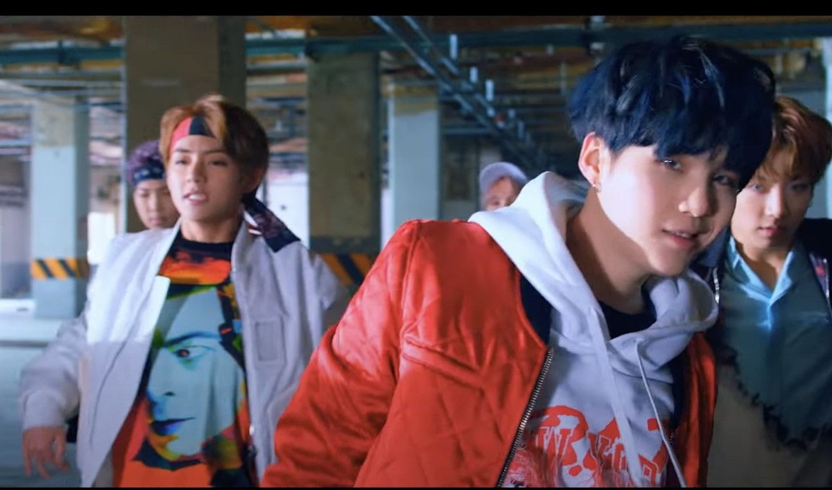 Loewe *BTS TAEHYUNG/ not today MV*Loewe Faust tshirt large Size US L / EU 52-54 / 3 - 3 Thumbnail
