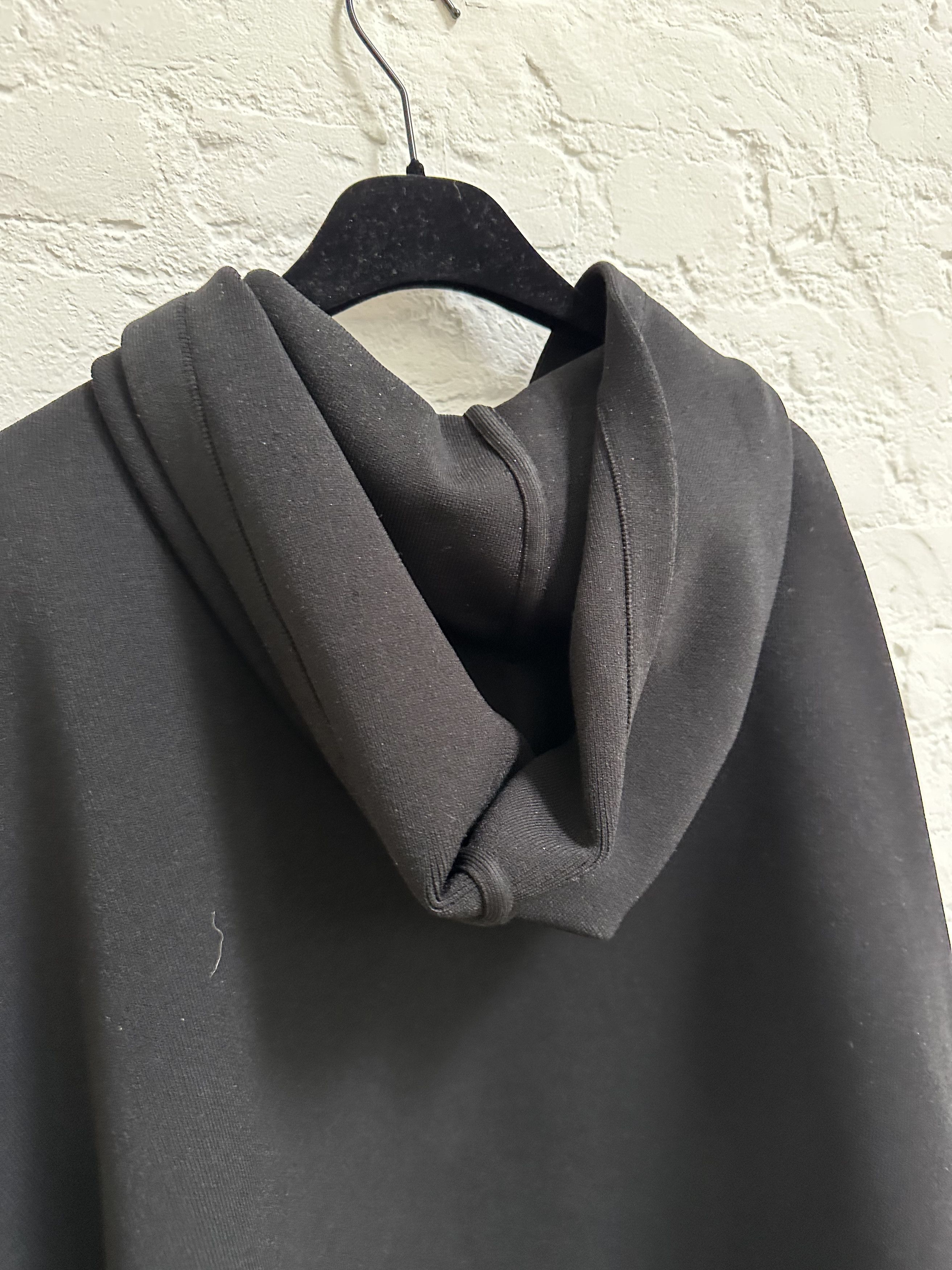 Balenciaga Balenciaga Knitted Fabric Hoodie Garde-robe Size L Size US L / EU 52-54 / 3 - 8 Thumbnail