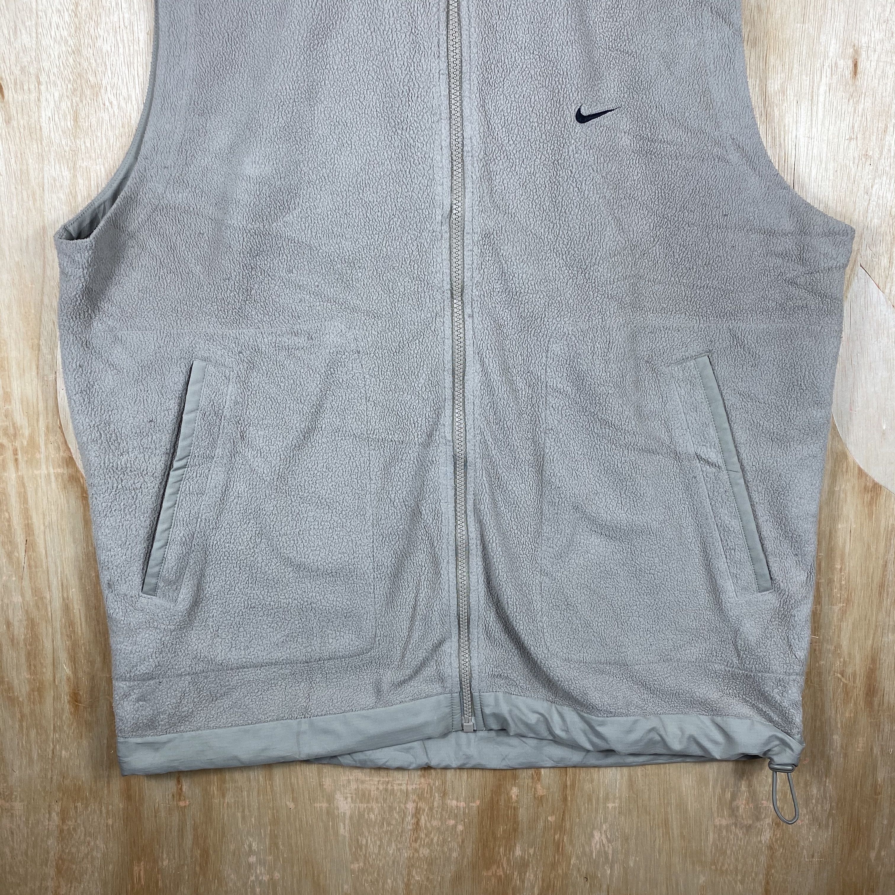 Nike × Vintage Vintage Nike Sherpa Fleece Vest Jackets Size US L / EU 52-54 / 3 - 4 Thumbnail