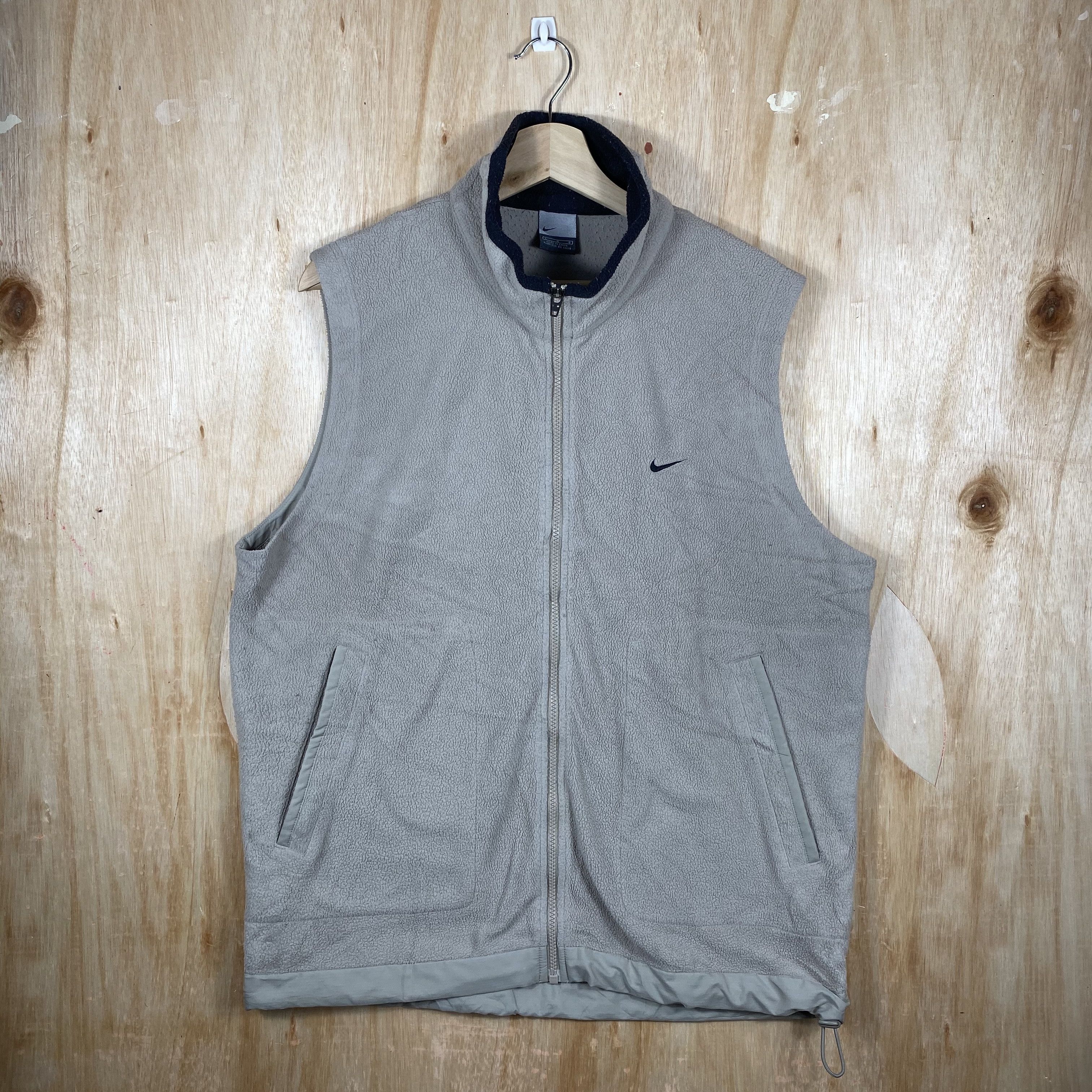 Nike × Vintage Vintage Nike Sherpa Fleece Vest Jackets Size US L / EU 52-54 / 3 - 1 Thumbnail