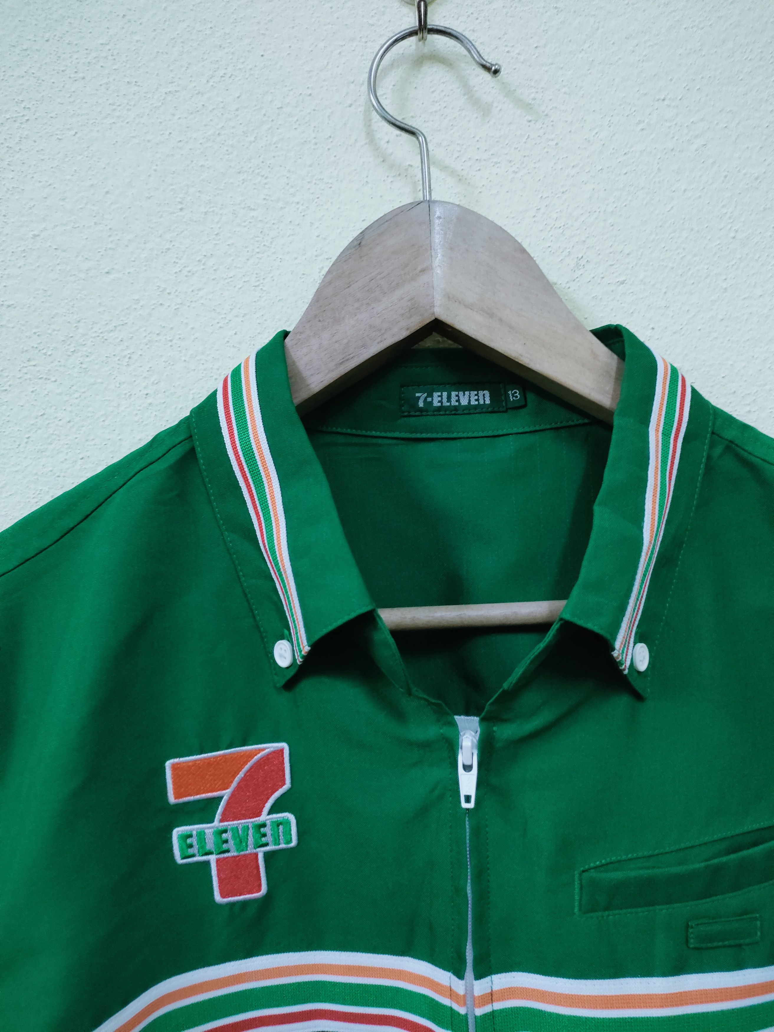Other 7 Eleven Worker Jacket Long Sleeve Size US M / EU 48-50 / 2 - 5 Thumbnail