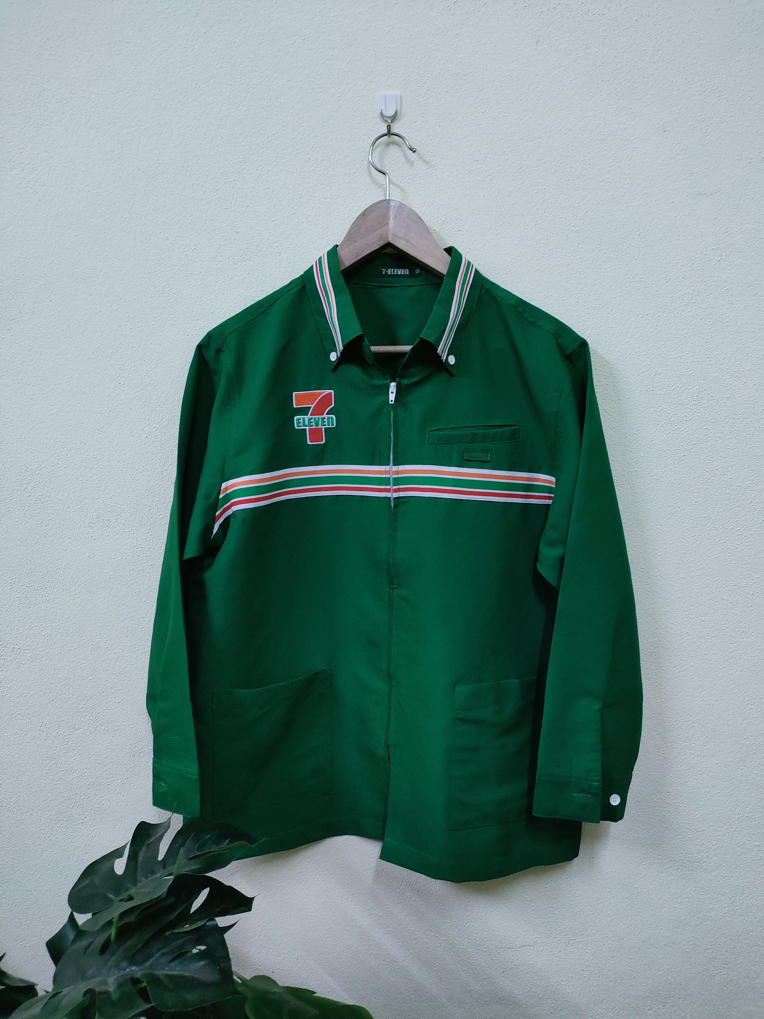Other 7 Eleven Worker Jacket Long Sleeve Size US M / EU 48-50 / 2 - 1 Thumbnail