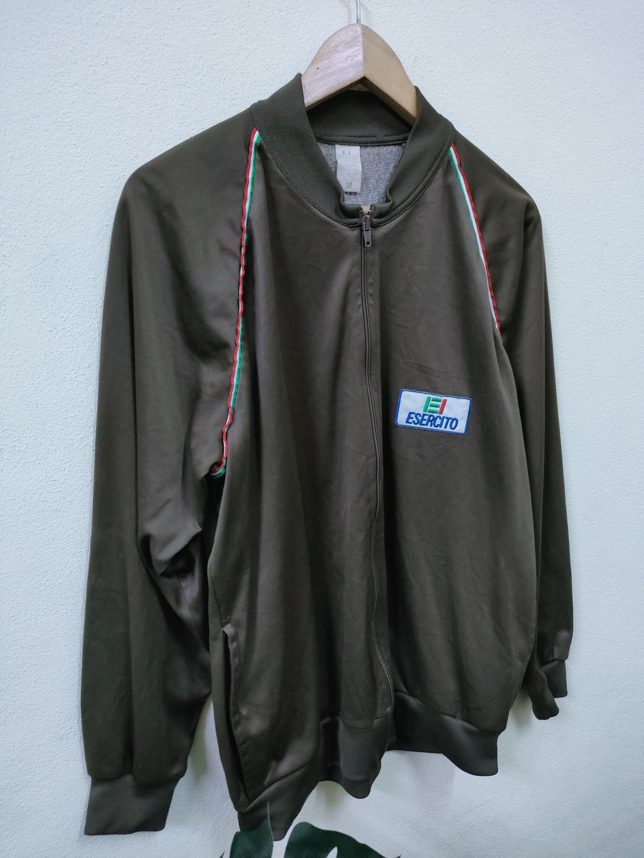 Vintage Vintage Tracktop Military Italy Size US M / EU 48-50 / 2 - 3 Thumbnail