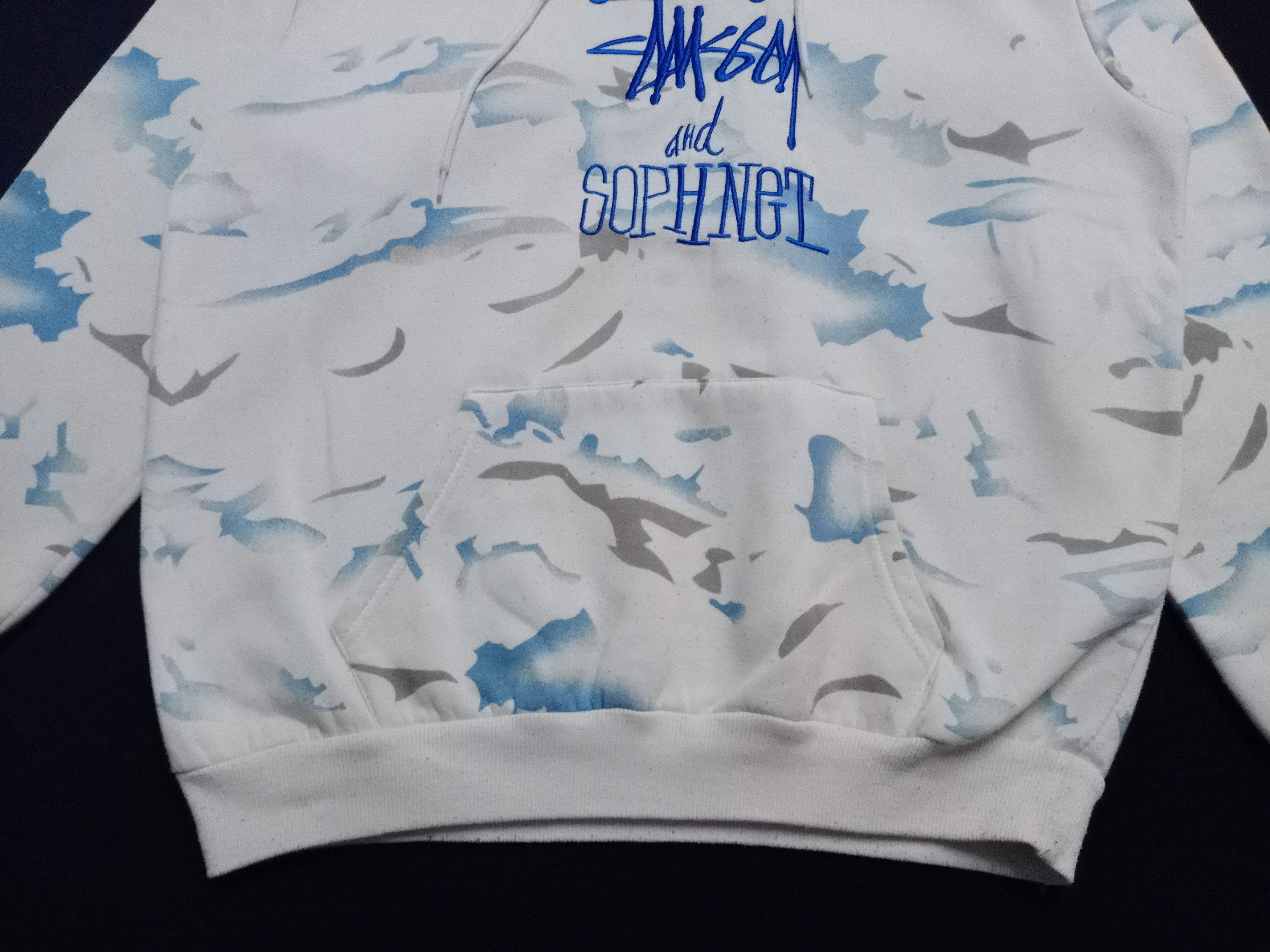 Stussy × Vintage Limited Edition Stussy Tye Dye Big Logo Embroidered Hoodie Size US XL / EU 56 / 4 - 6 Thumbnail