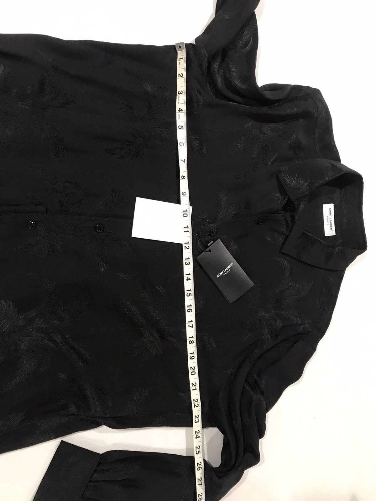 Saint Laurent Paris Saint Laurent jacquard silk shirt. 40/15.5. $1650 Size US M / EU 48-50 / 2 - 5 Thumbnail
