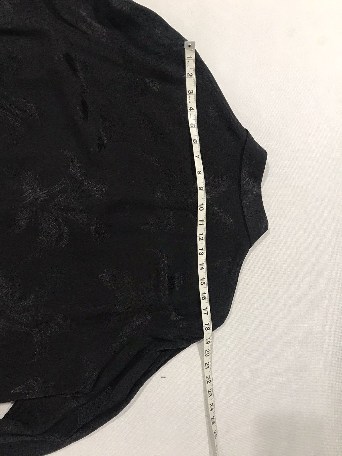 Saint Laurent Paris Saint Laurent jacquard silk shirt. 40/15.5. $1650 Size US M / EU 48-50 / 2 - 3 Thumbnail