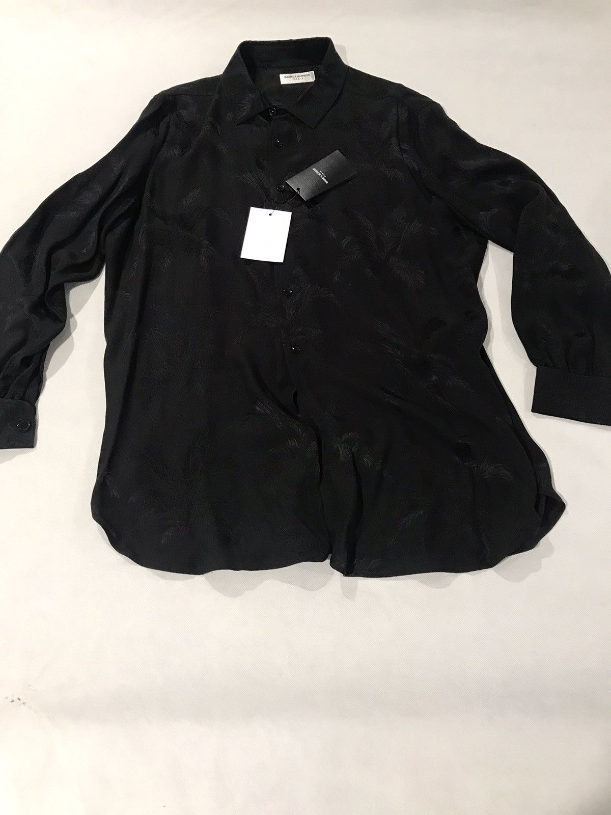 Saint Laurent Paris Saint Laurent jacquard silk shirt. 40/15.5. $1650 Size US M / EU 48-50 / 2 - 2 Thumbnail