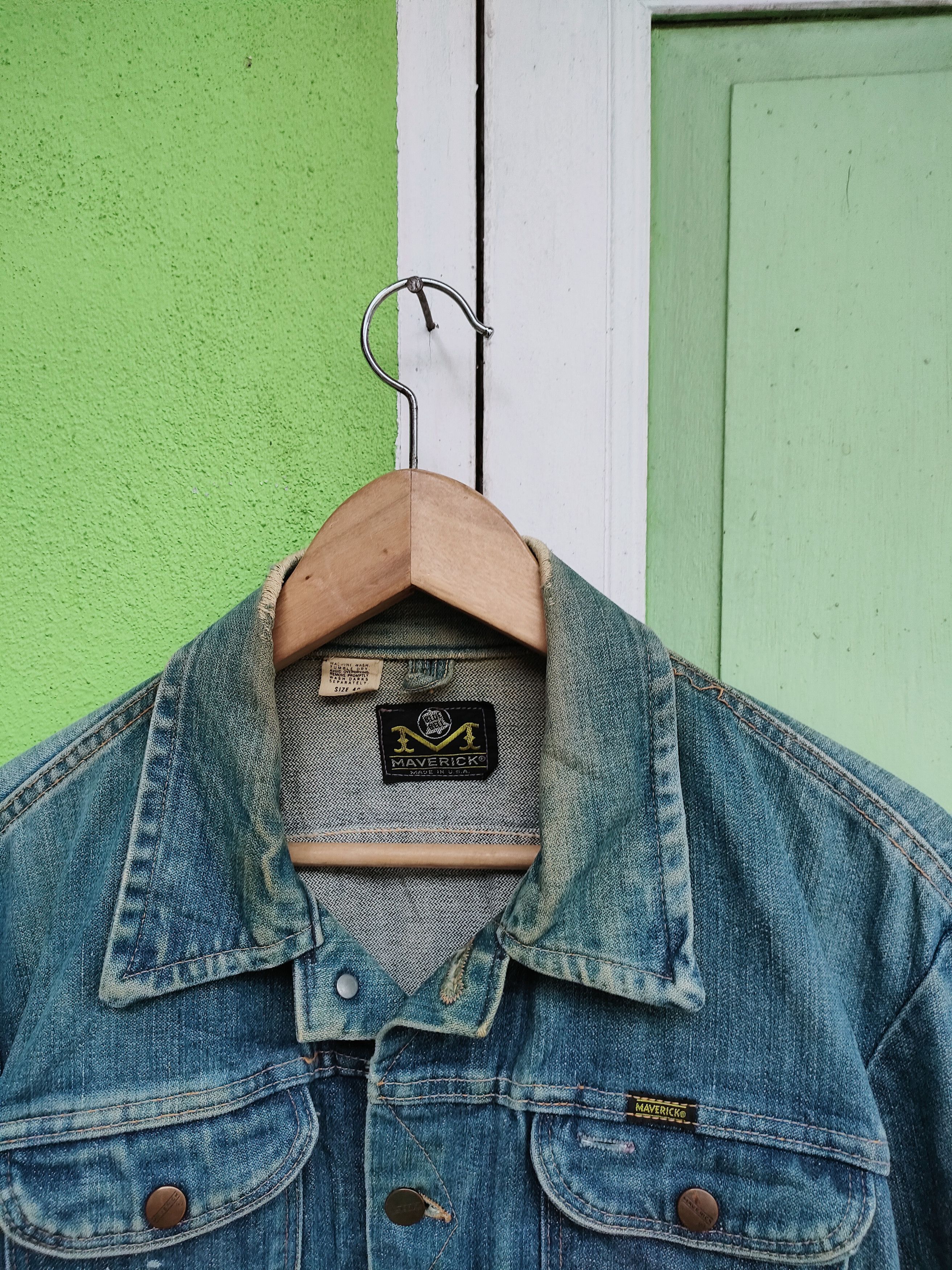 Vintage Vintage Distressed Maverick Bluebell Denim Jacket Size US M / EU 48-50 / 2 - 4 Thumbnail
