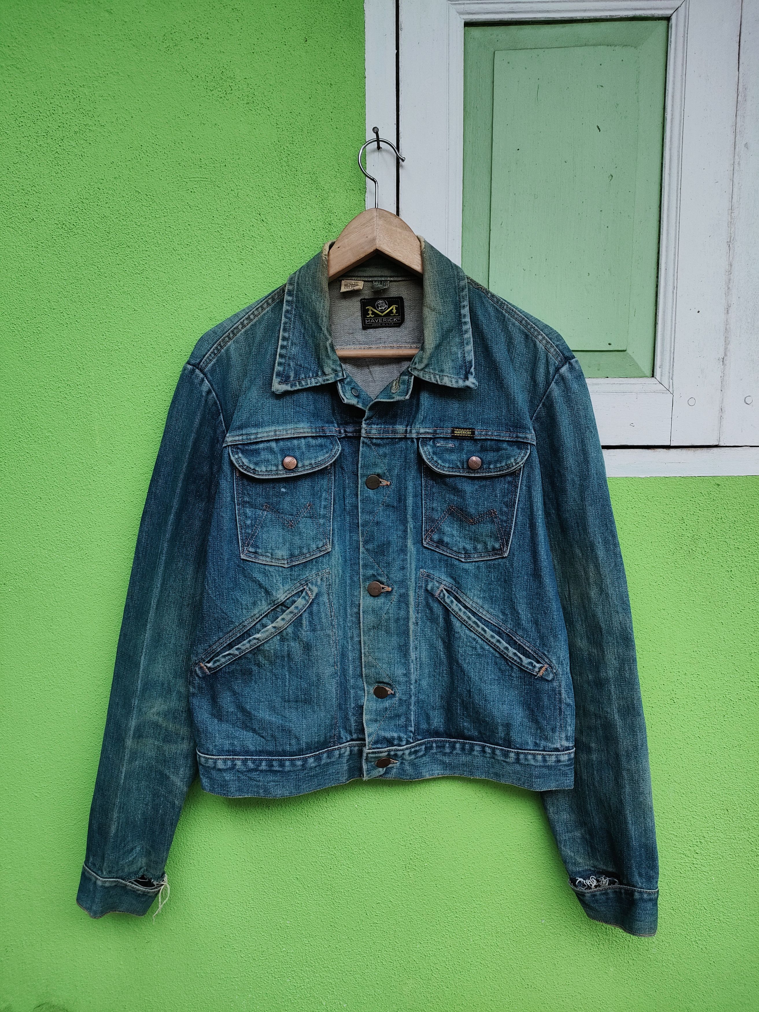 Vintage Vintage Distressed Maverick Bluebell Denim Jacket Size US M / EU 48-50 / 2 - 1 Thumbnail
