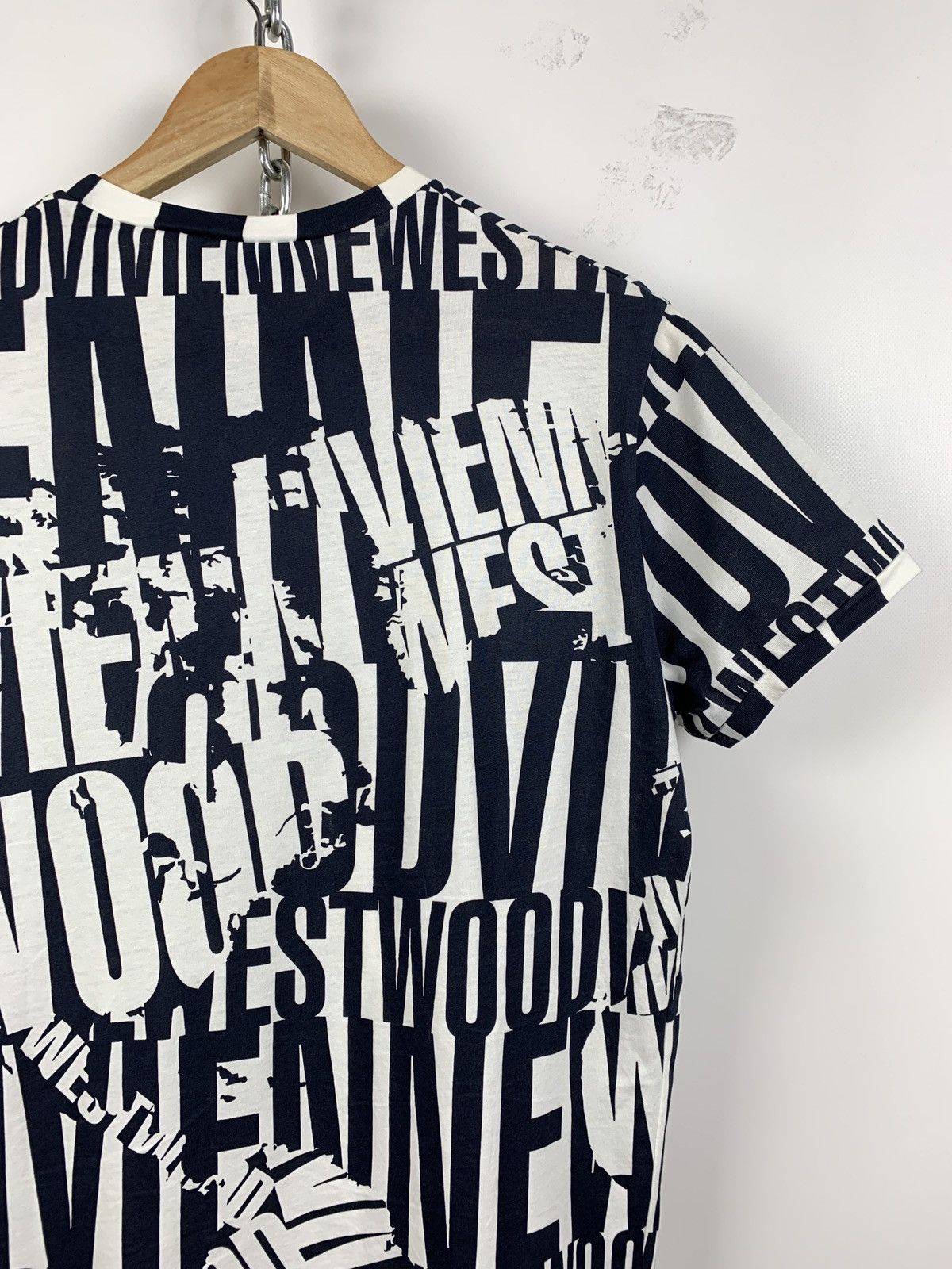 Vivienne Westwood Vivienne Westwood Blue/White Rare T-Shirt Size US M / EU 48-50 / 2 - 9 Thumbnail