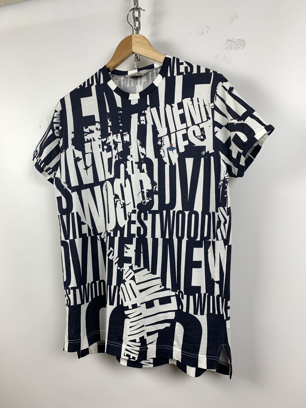 Vivienne Westwood Vivienne Westwood Blue/White Rare T-Shirt Size US M / EU 48-50 / 2 - 6 Thumbnail