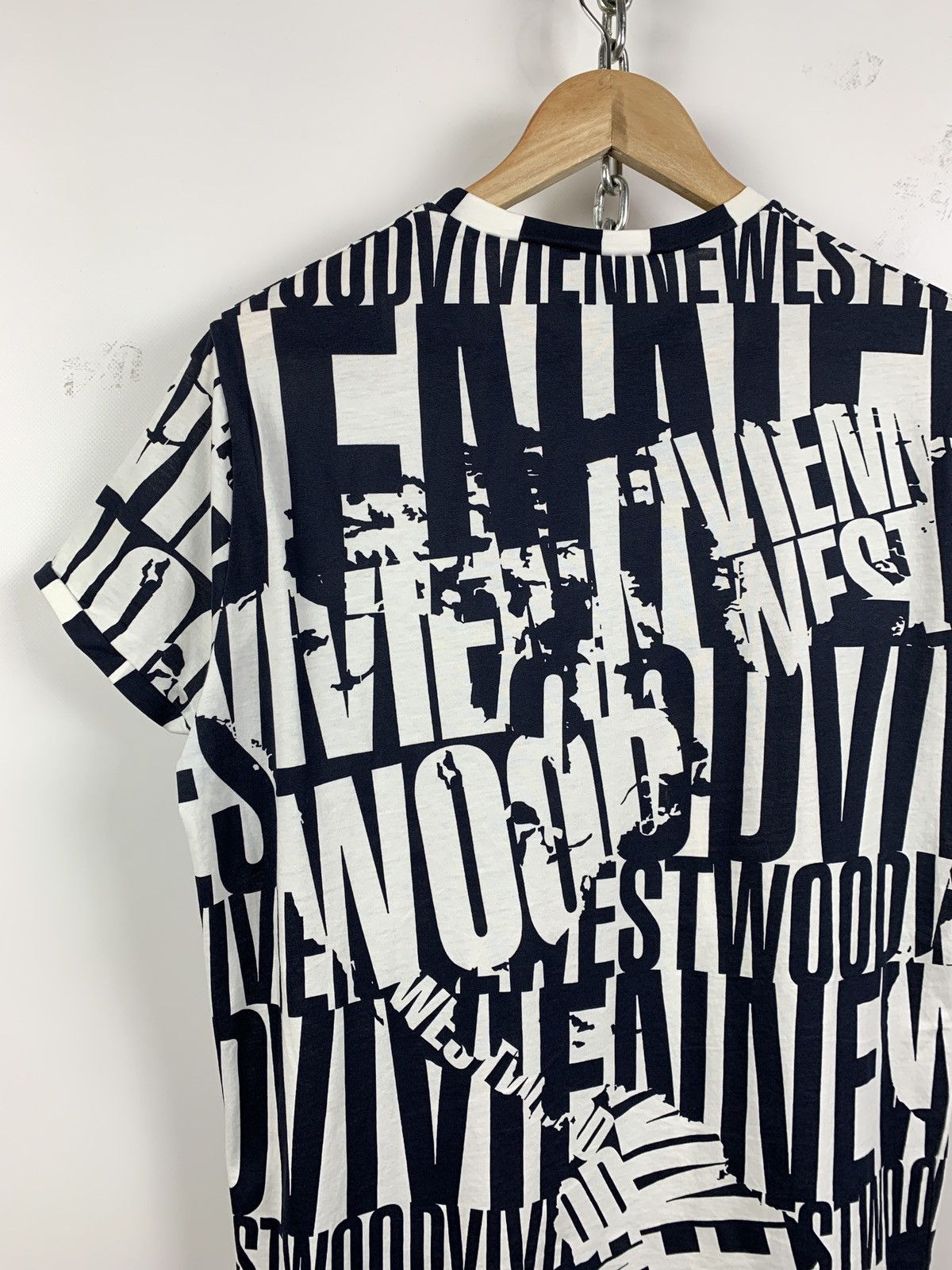 Vivienne Westwood Vivienne Westwood Blue/White Rare T-Shirt Size US M / EU 48-50 / 2 - 8 Thumbnail