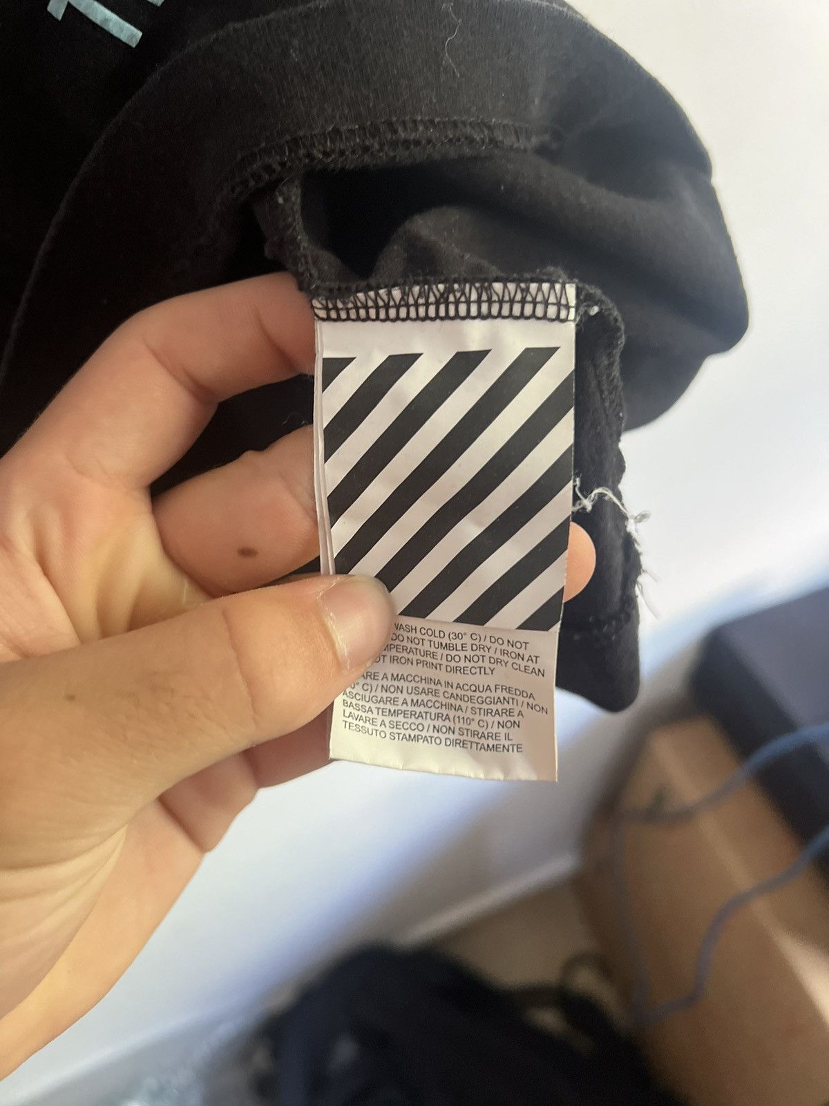 Off-White Off white temperature TEE Size US M / EU 48-50 / 2 - 8 Thumbnail