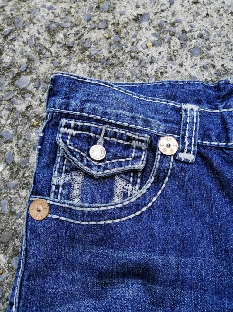 True Religion True Religion Logan Super T Denim Jeans Size US 29 - 4 Thumbnail