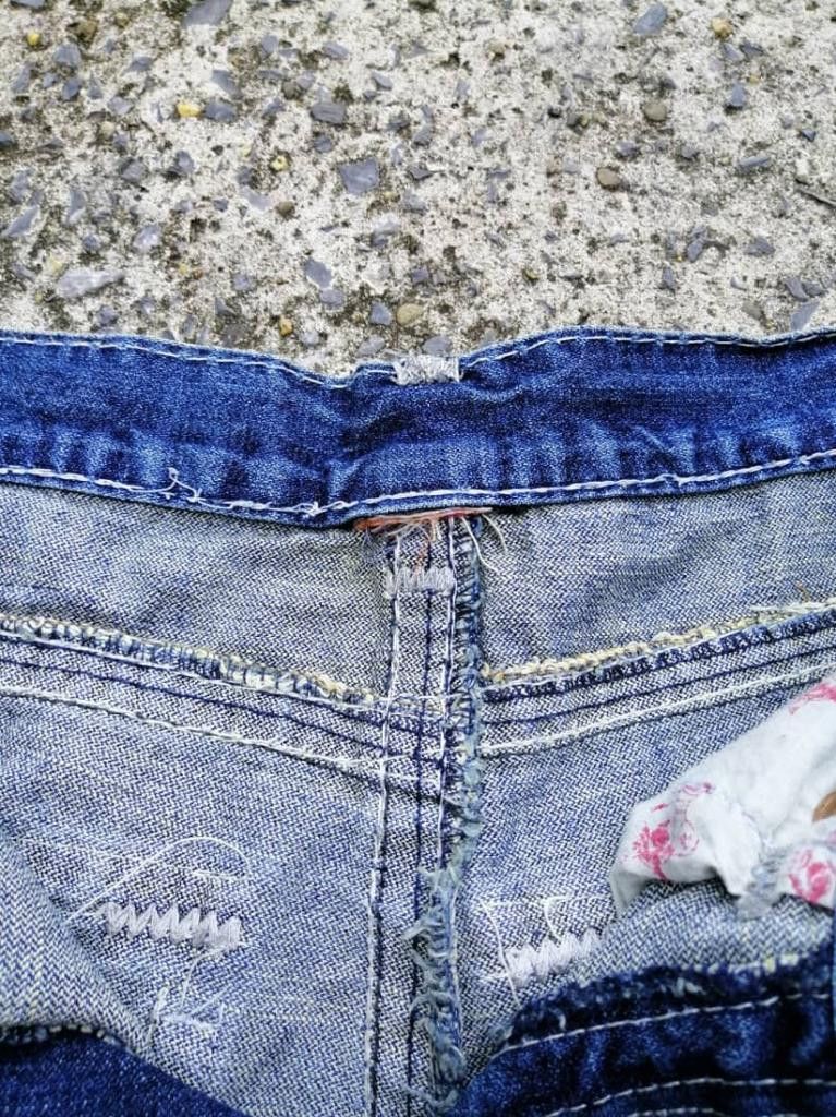 True Religion True Religion Logan Super T Denim Jeans Size US 29 - 6 Thumbnail