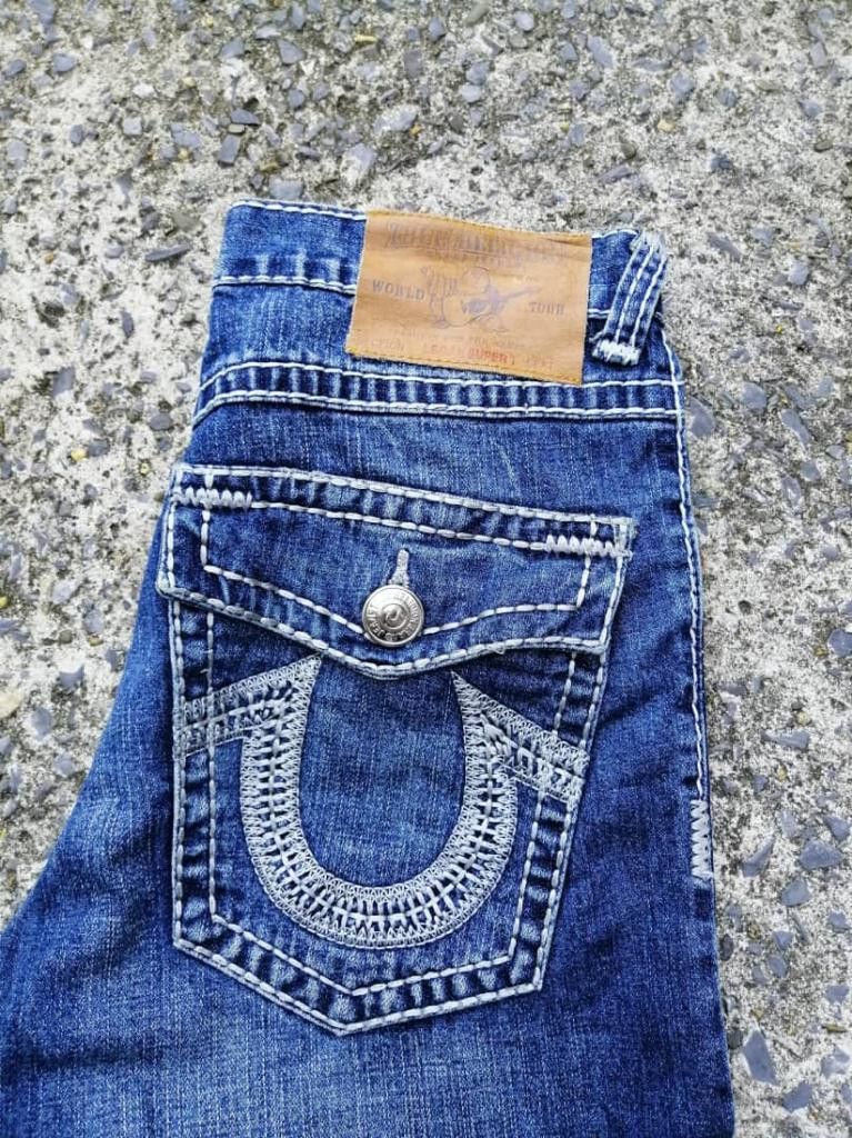 True Religion True Religion Logan Super T Denim Jeans Size US 29 - 8 Thumbnail