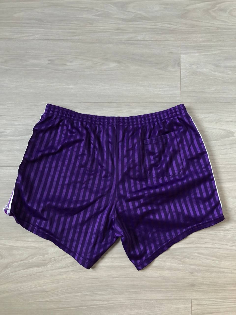 Adidas Vintage Adidas shorts Size US 36 / EU 52 - 4 Thumbnail