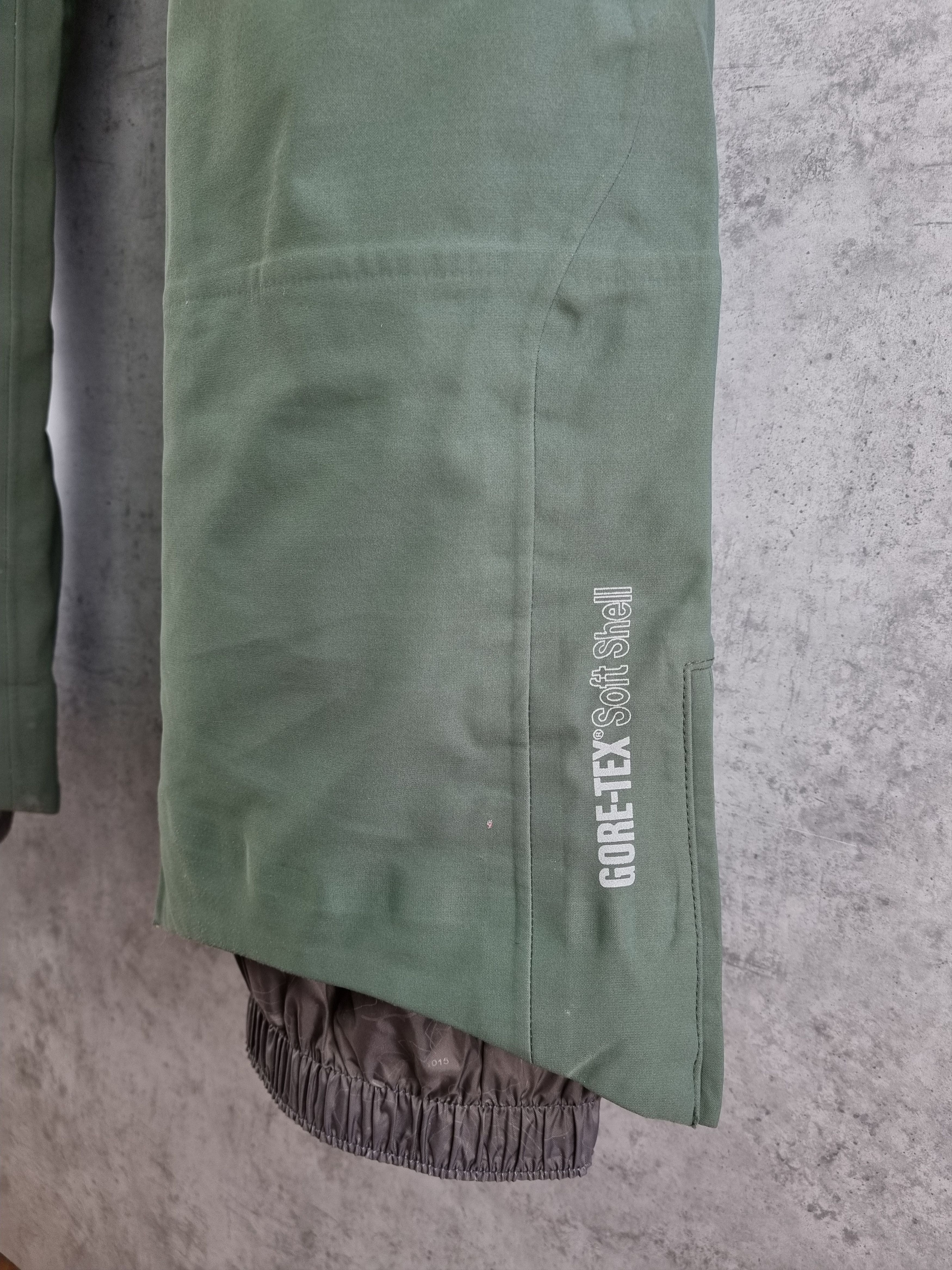 Goretex × Mammut 🎿Mammut Goretex Soft Shell Khaki Designed in Switzerland Size US 32 / EU 48 - 7 Thumbnail