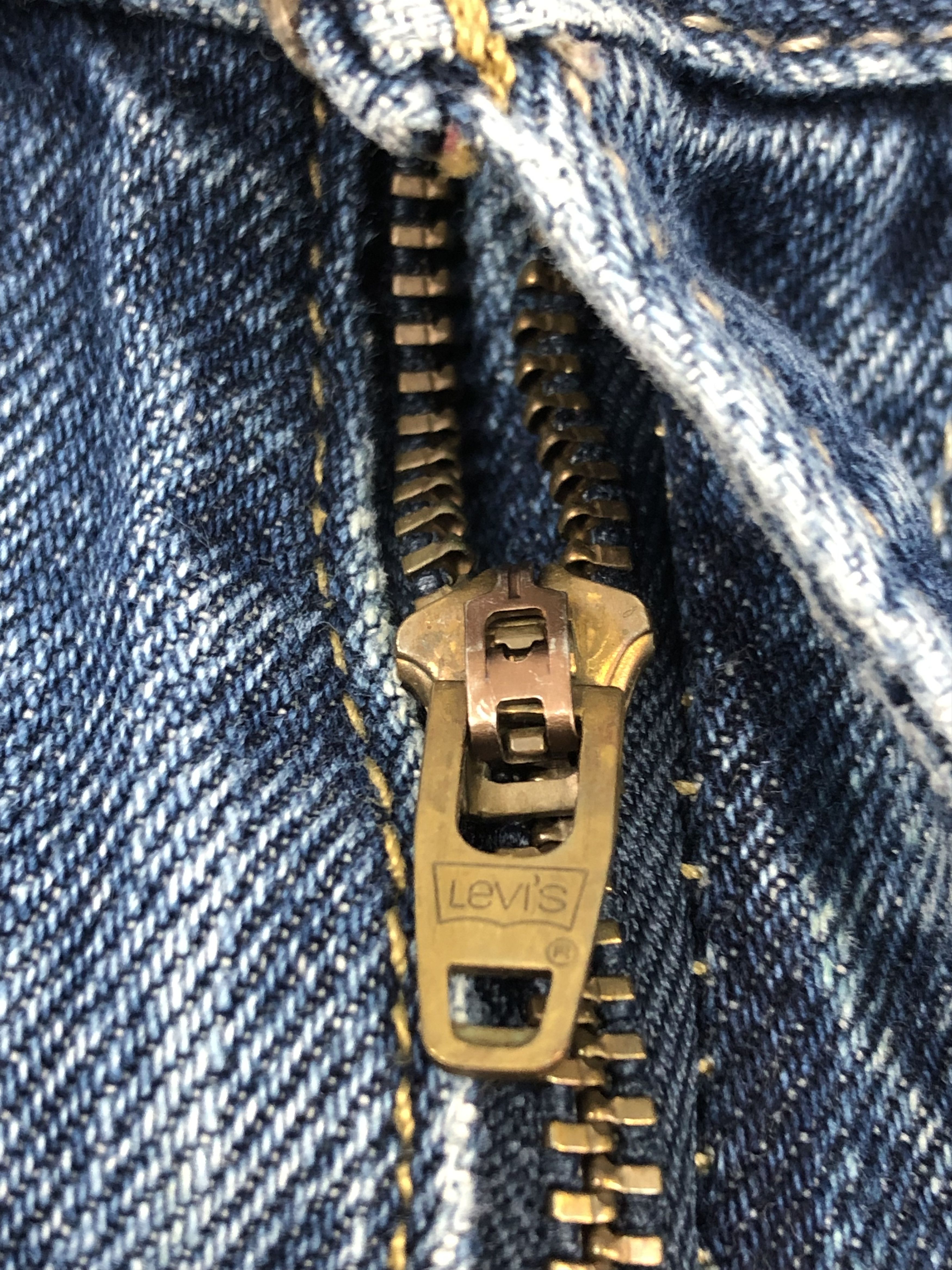 Levi's × Vintage Faded Blue Vintage Levis 550 Jeans DP1401 Size US 36 / EU 52 - 8 Thumbnail