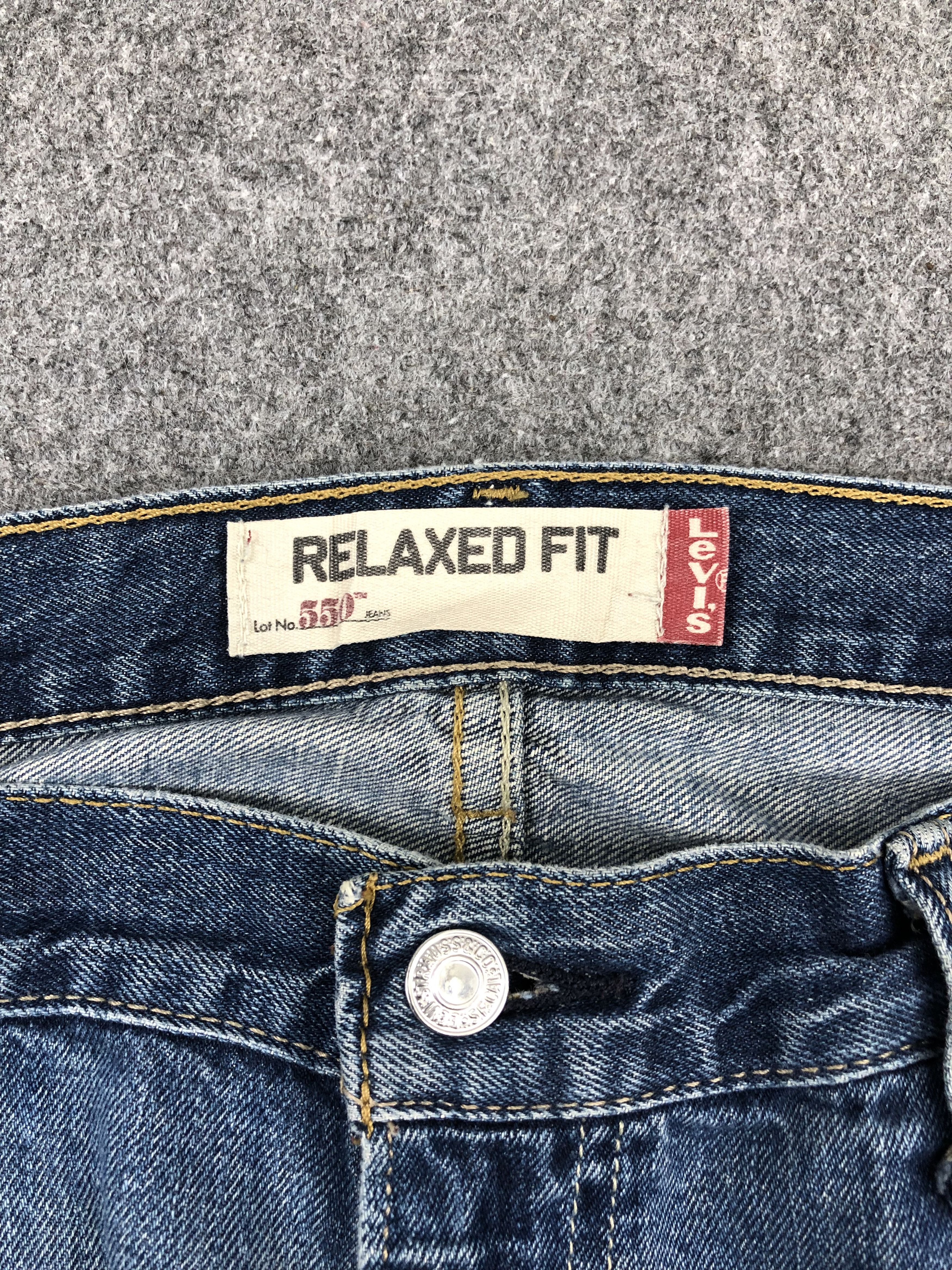 Levi's × Vintage Faded Blue Vintage Levis 550 Jeans DP1401 Size US 36 / EU 52 - 7 Thumbnail