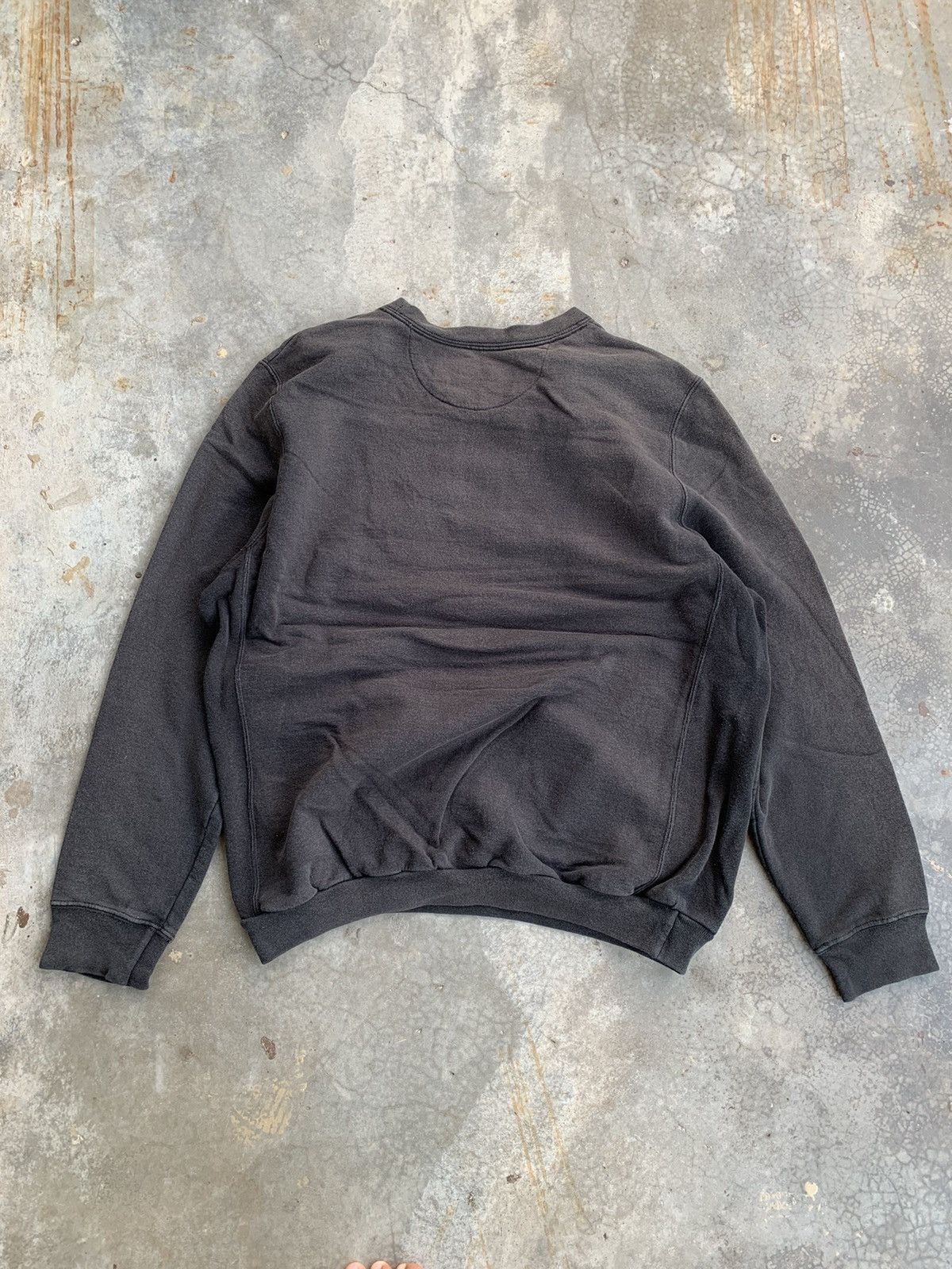 Champion Vintage Thrashed Faded Champion Crewneck Sweatshirt Size US L / EU 52-54 / 3 - 3 Thumbnail