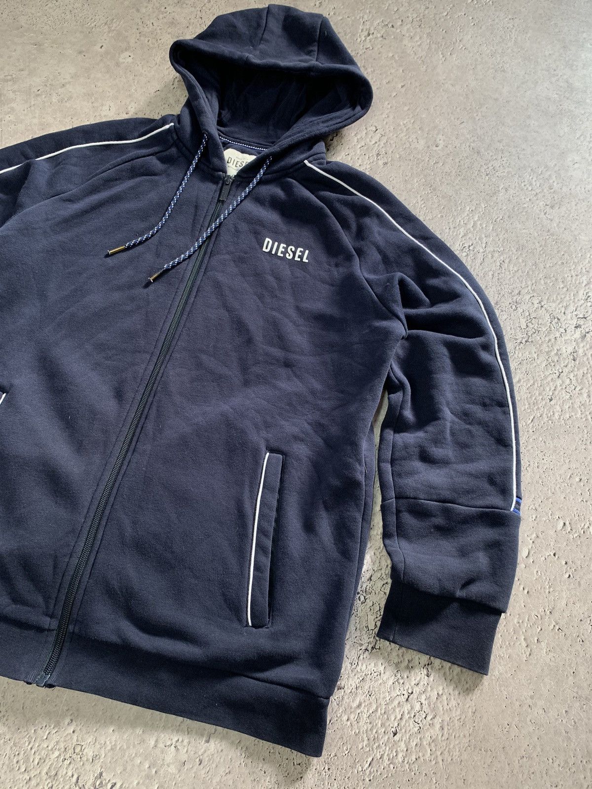 Diesel Vintage big logo Y2K Diesel cotton zip sweatshirt Size US L / EU 52-54 / 3 - 3 Thumbnail