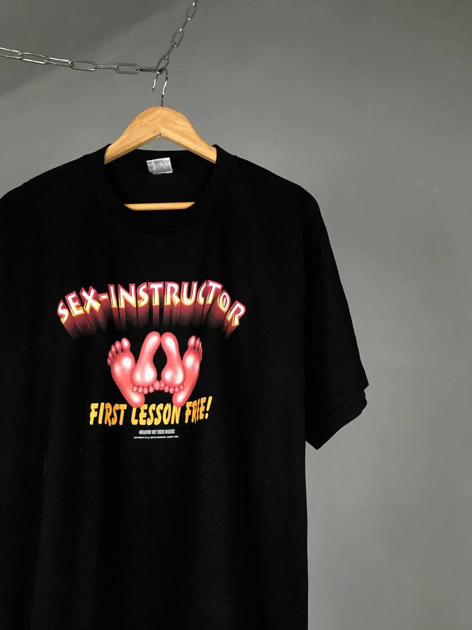 Vintage Sex Instructor 2000 vintage other streetwear humor tee Size US L / EU 52-54 / 3 - 2 Thumbnail