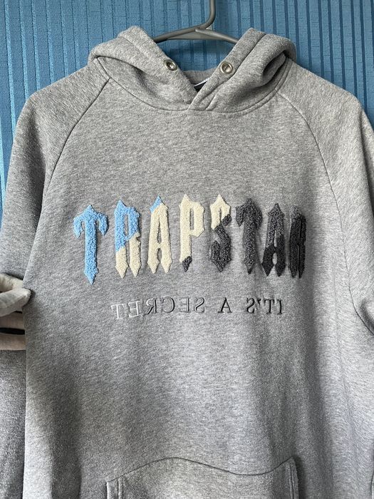 Trapstar its store a secret hoodie