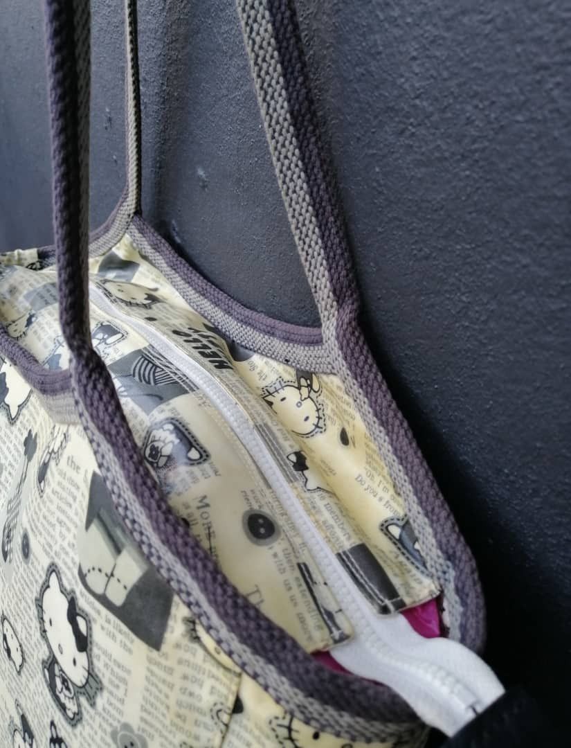 Anime Hello Kitty Allover Print Handbag Size ONE SIZE - 5 Thumbnail