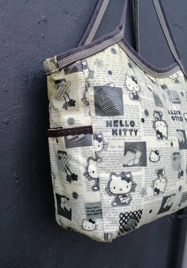 Anime Hello Kitty Allover Print Handbag Size ONE SIZE - 3 Thumbnail