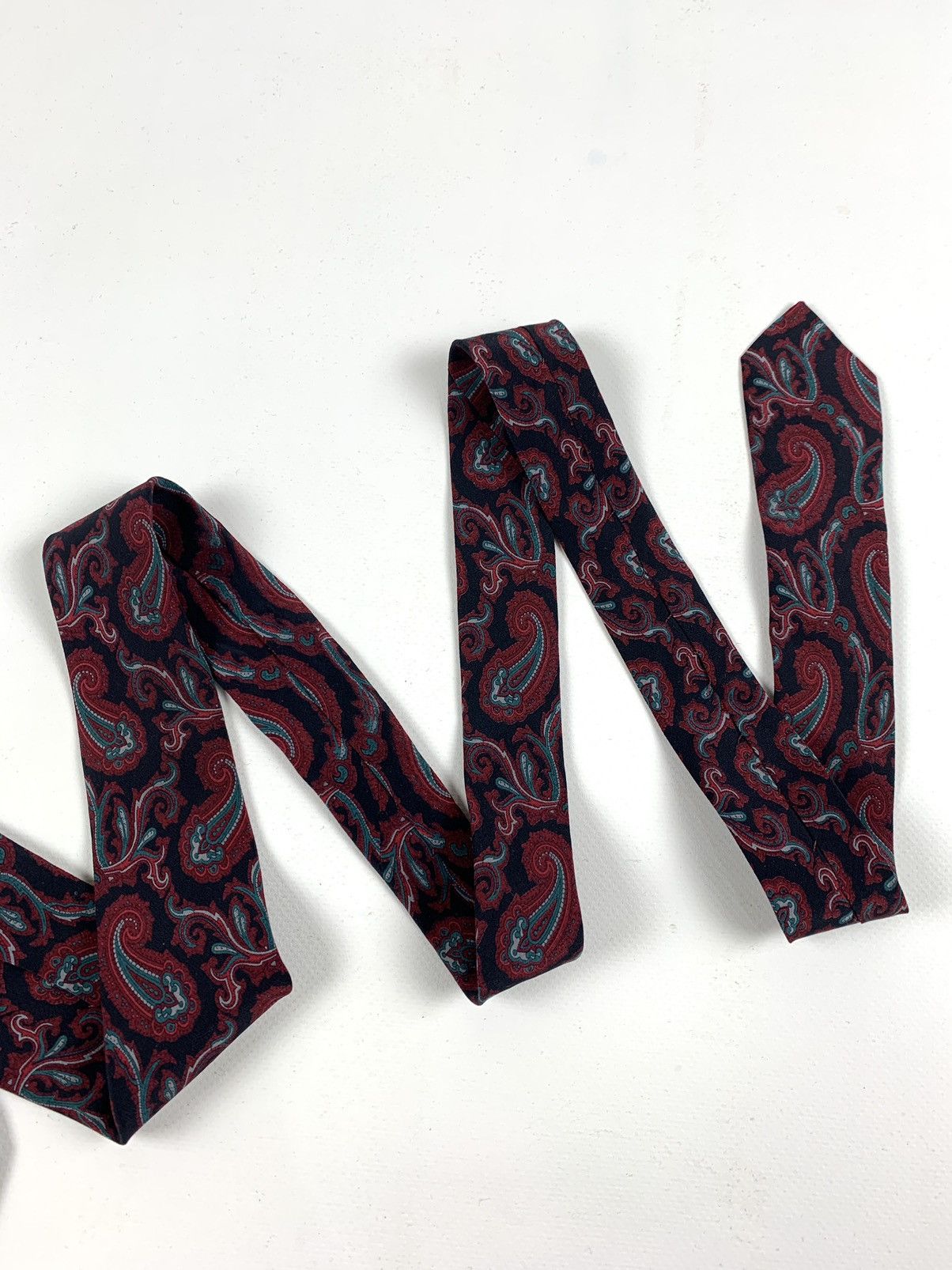 Christian Dior Monsieur Vintage Christian Dior Monsieur Silk Hand Made Tie Size ONE SIZE - 8 Thumbnail