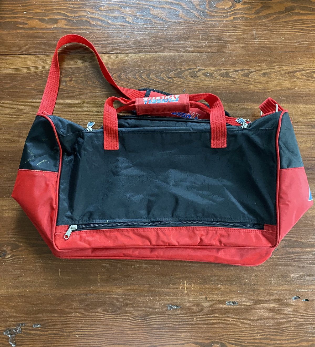 Russell Athletic Vintage 90’s Russell Athletic Red Duffle Gym Bag Size ONE SIZE - 6 Thumbnail