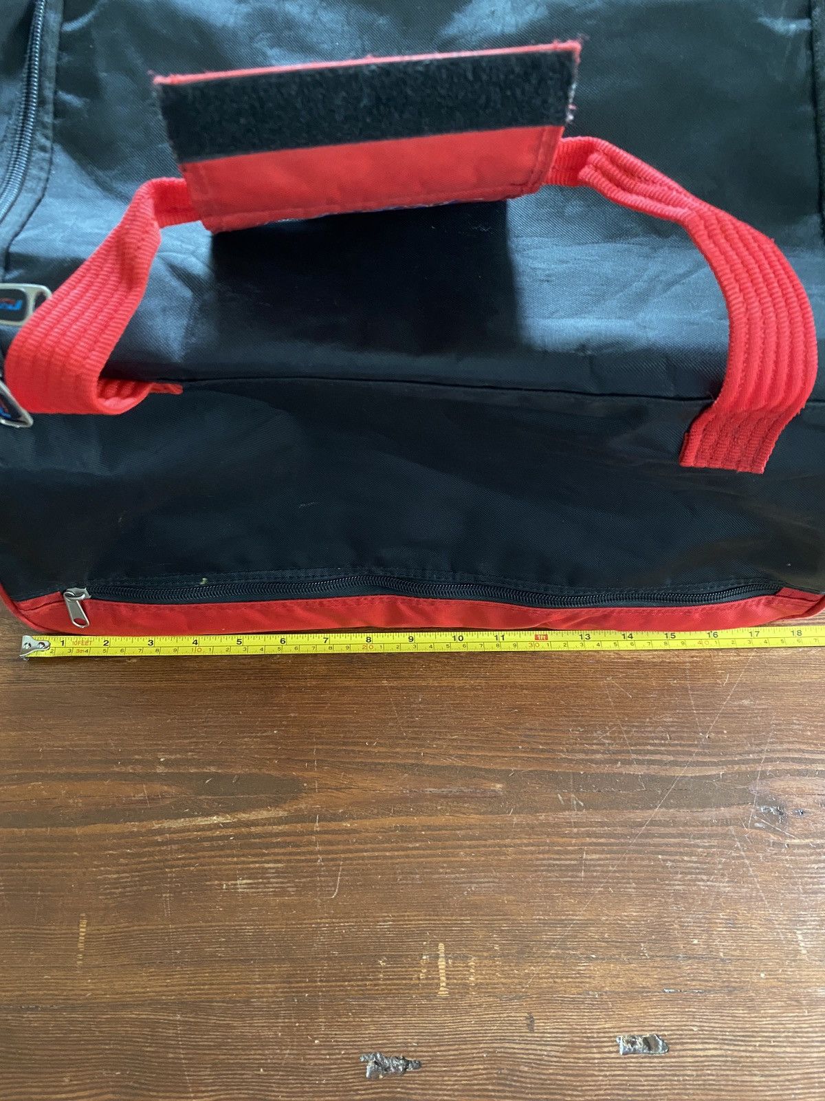 Russell Athletic Vintage 90’s Russell Athletic Red Duffle Gym Bag Size ONE SIZE - 19 Thumbnail