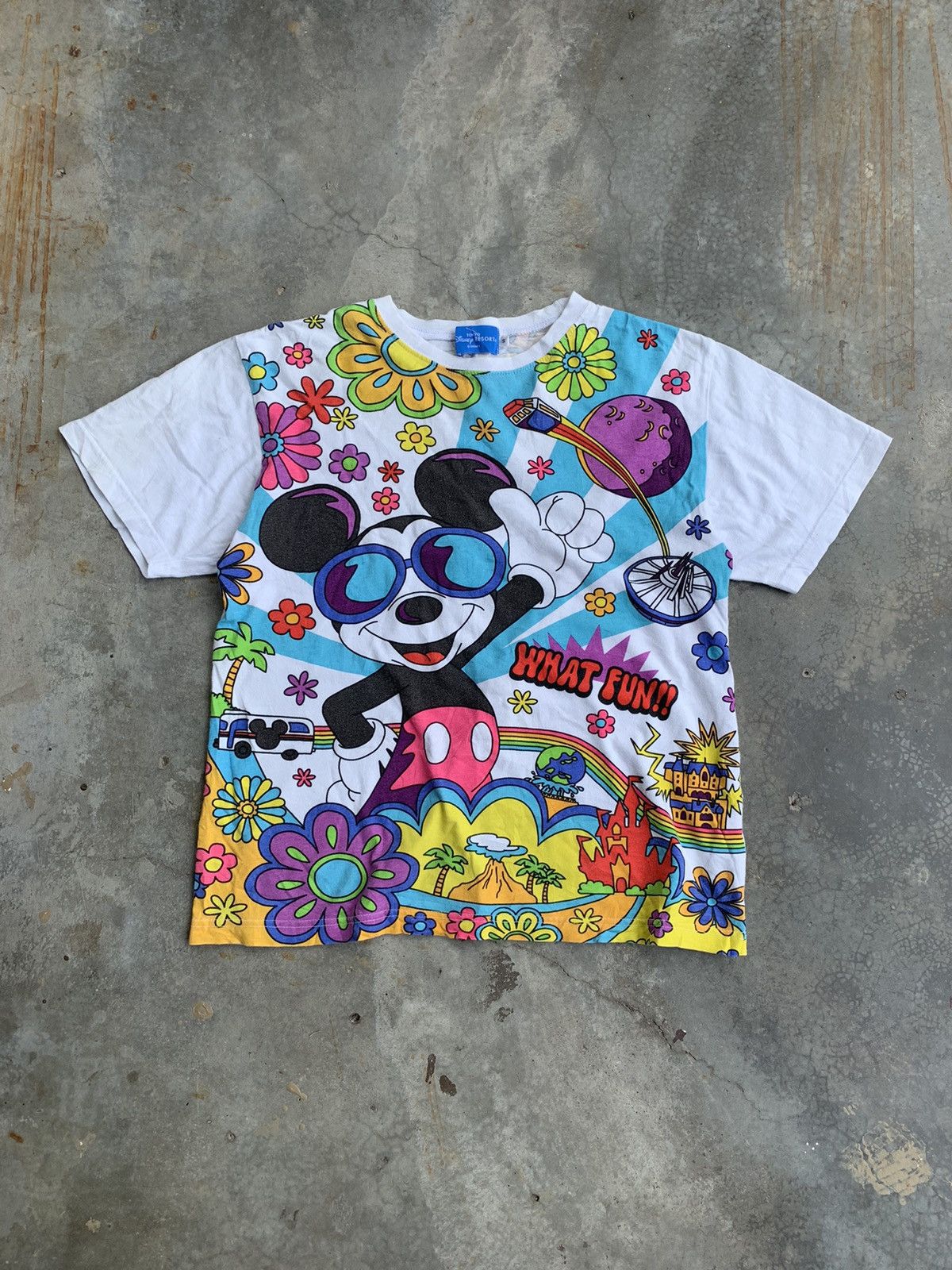 Disney Vintage 2000s Full Printed Mickey Mouse Disney Tshirt Size US S / EU 44-46 / 1 - 1 Thumbnail