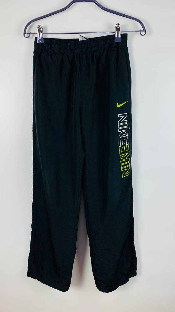 Nike Nike sweatpants black L 12-13 years Size US 28 / EU 44 - 1 Thumbnail