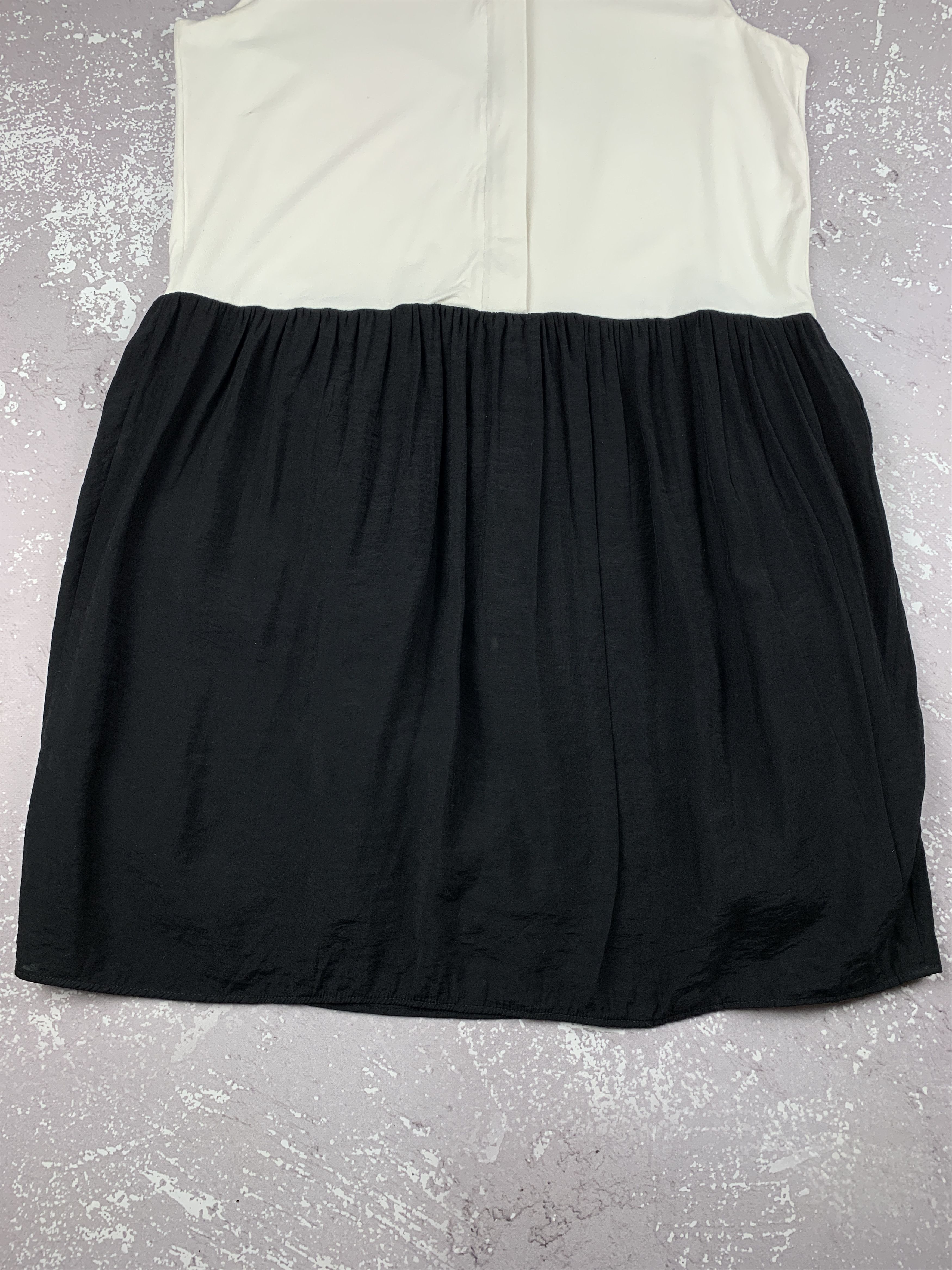 Cos Cos Black/White Colorblock Midi Dress Size M / US 6-8 / IT 42-44 - 3 Thumbnail