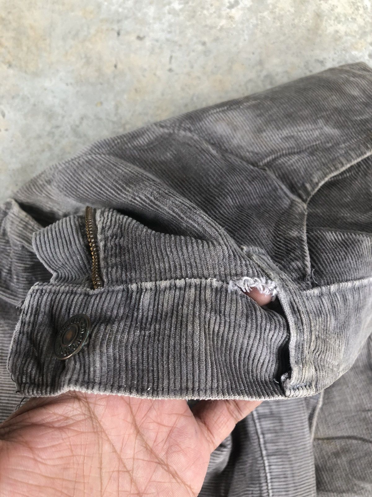 If Six Was Nine vintage 70s Levi’s Corduroy 646 flared pants Size US 33 - 10 Thumbnail