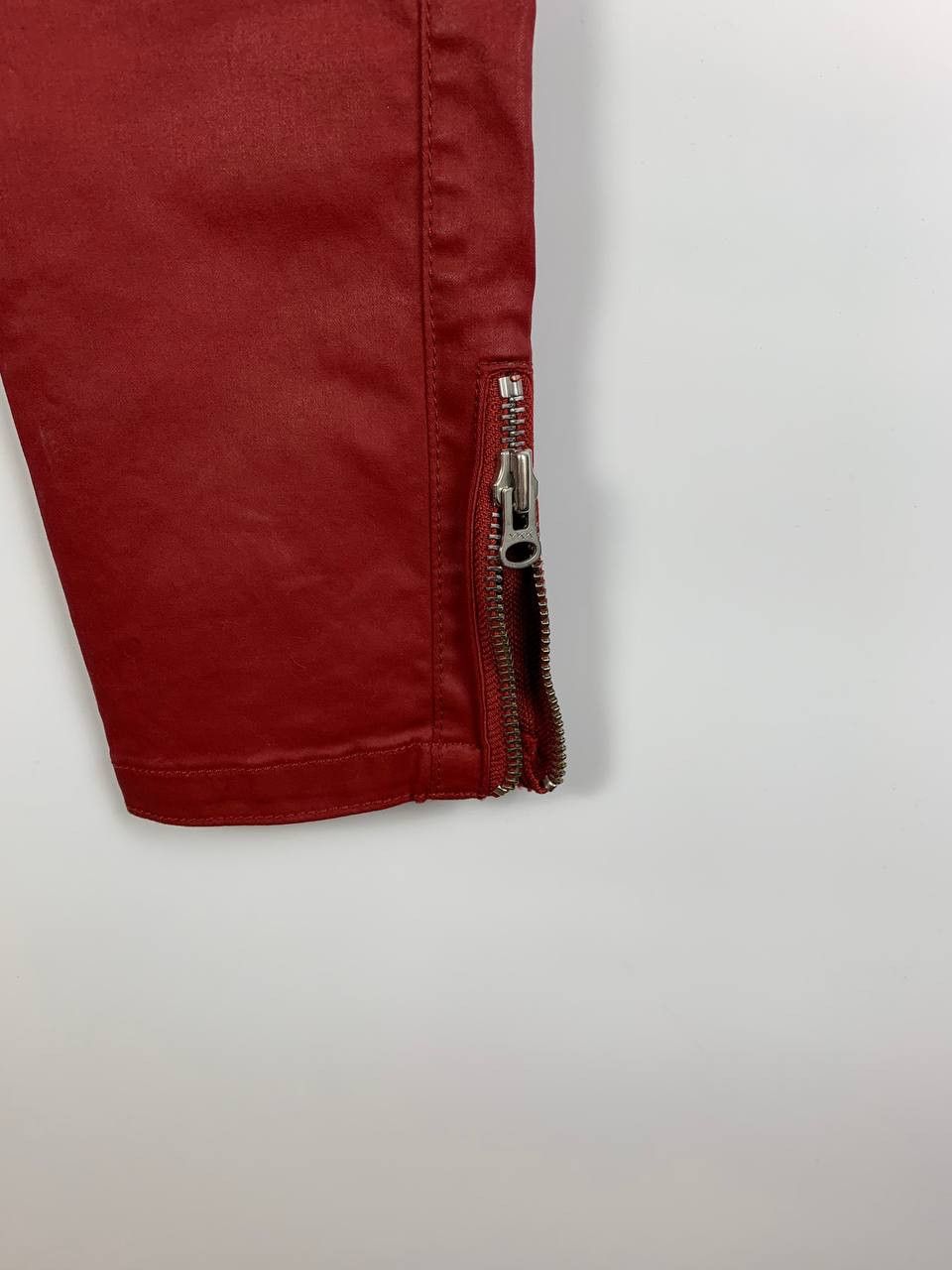 H&M × Isabel Marant Isabel Marant / H&M jeans red 6 Size 28" / US 6 / IT 42 - 13 Thumbnail