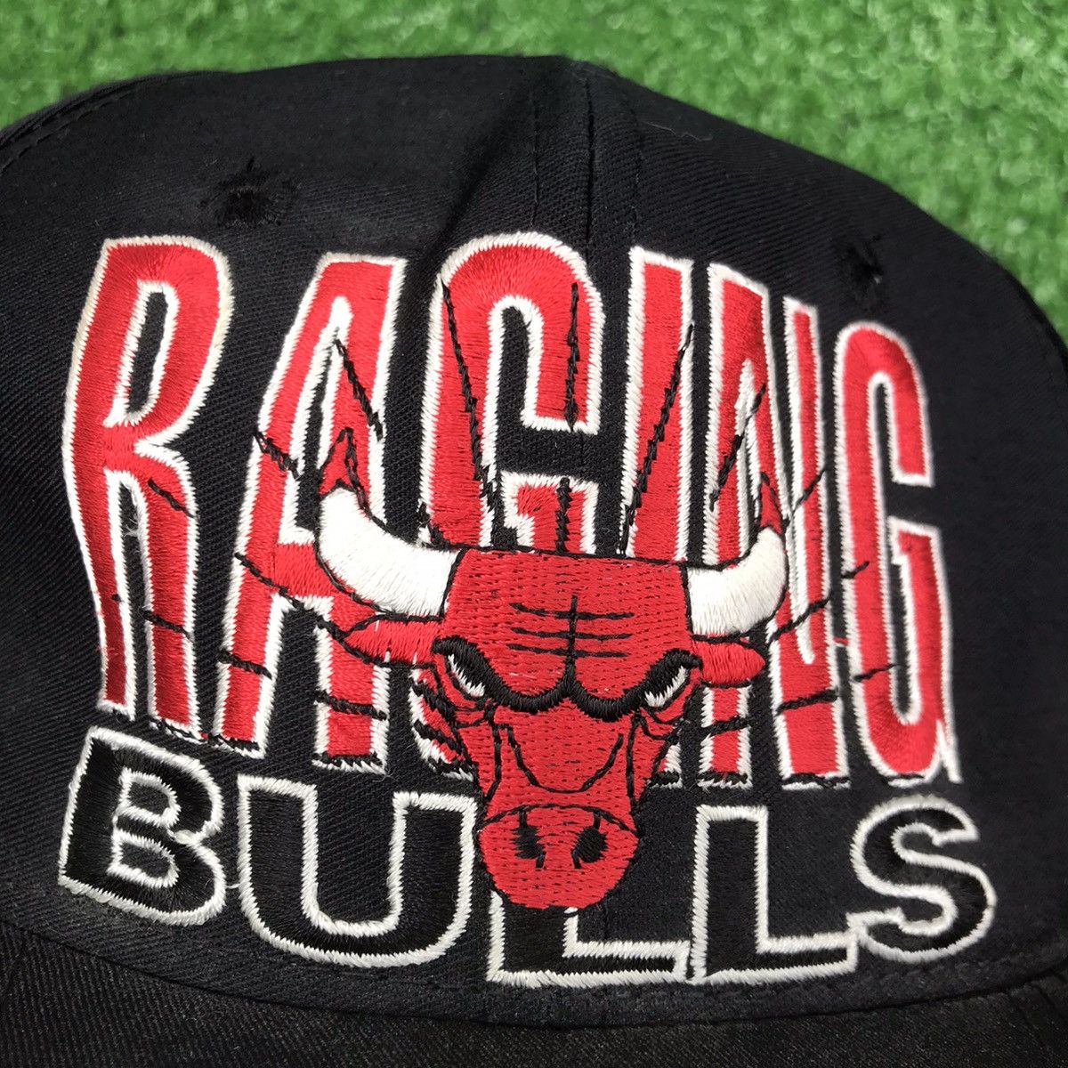 NBA Vintage 90s Chicago Bulls Snapback Hat Rare Raging Bulls NBA Size ONE SIZE - 5 Thumbnail