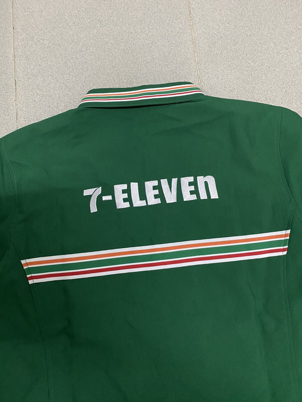 Japanese Brand × Vintage Offer‼️Vintage 7 Eleven Uniform Workers Zipper Shirt Size US M / EU 48-50 / 2 - 4 Thumbnail