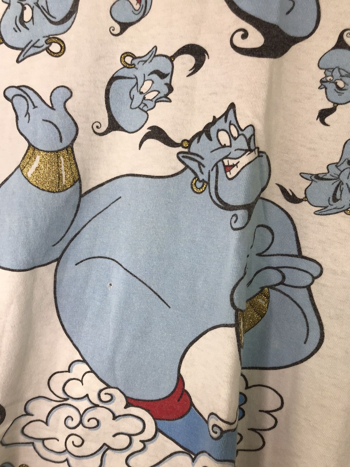 Disney × Vintage Vintage Disney Aladdin Genie All Over Print 90s Tee Rare Size US XS / EU 42 / 0 - 10 Thumbnail