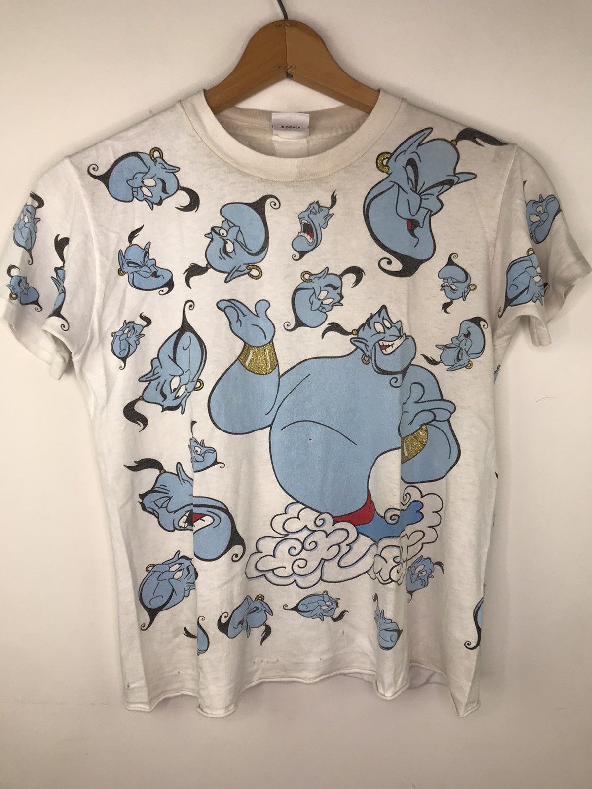 Disney × Vintage Vintage Disney Aladdin Genie All Over Print 90s Tee Rare Size US XS / EU 42 / 0 - 1 Thumbnail