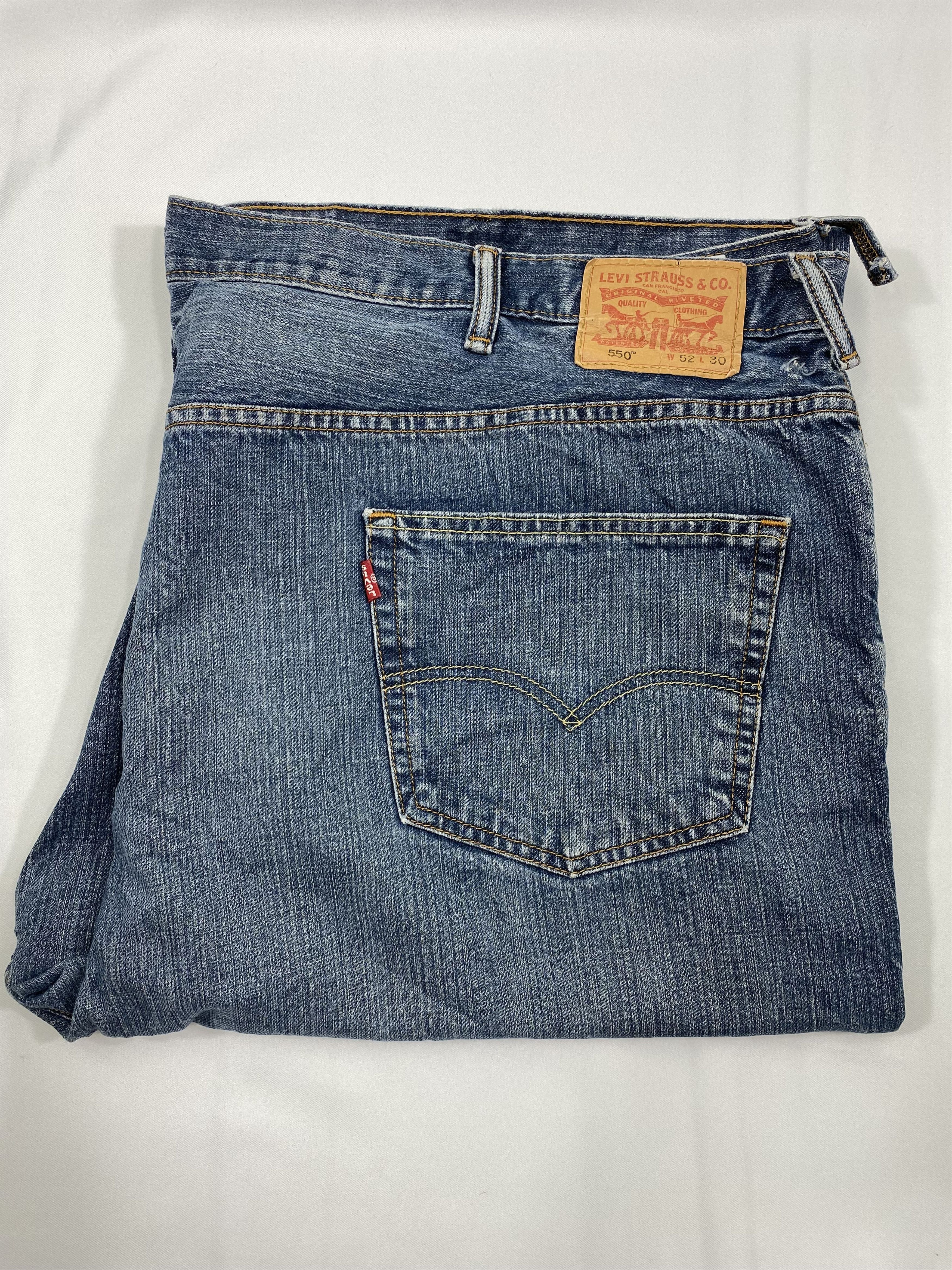 Vintage Levi`s Jeans 550 Blue Denim 52x30