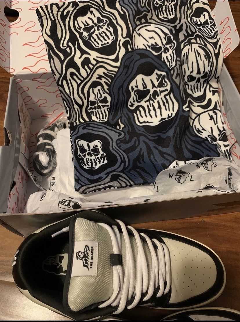Warren Lotas Reaper Dunk ‘Bone’ Size US 10 / EU 43 - 14 Thumbnail