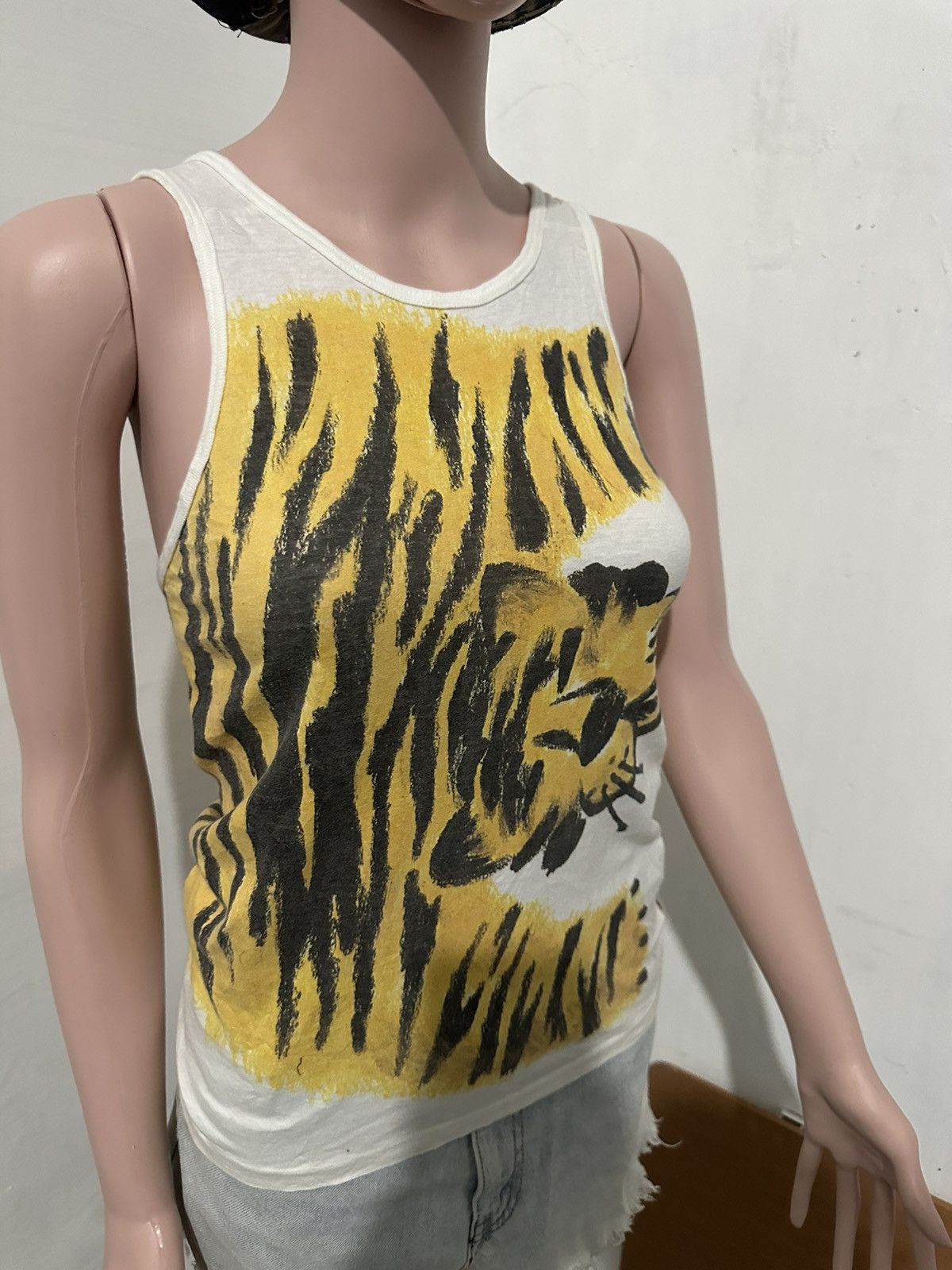 Issey Miyake Rare Vintage Issey Miyake Tiger Art Sleeveless Size S / US 4 / IT 40 - 3 Thumbnail
