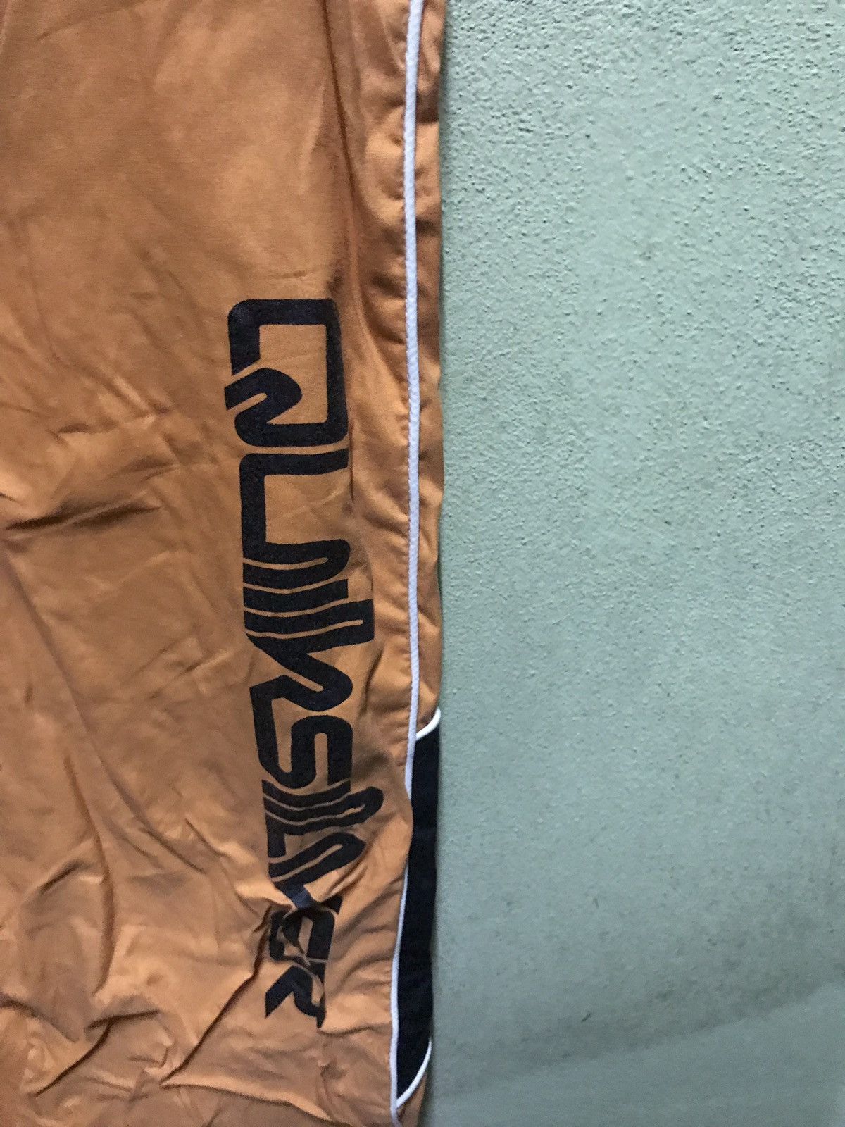Quicksilver Snowboard Suit Thinsulate Size US 32 / EU 48 - 8 Thumbnail
