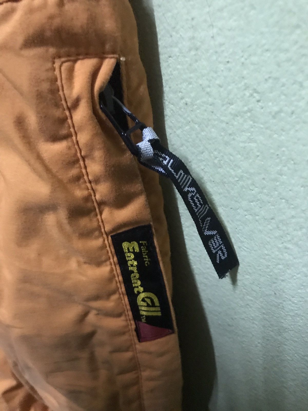Quicksilver Snowboard Suit Thinsulate Size US 32 / EU 48 - 5 Thumbnail