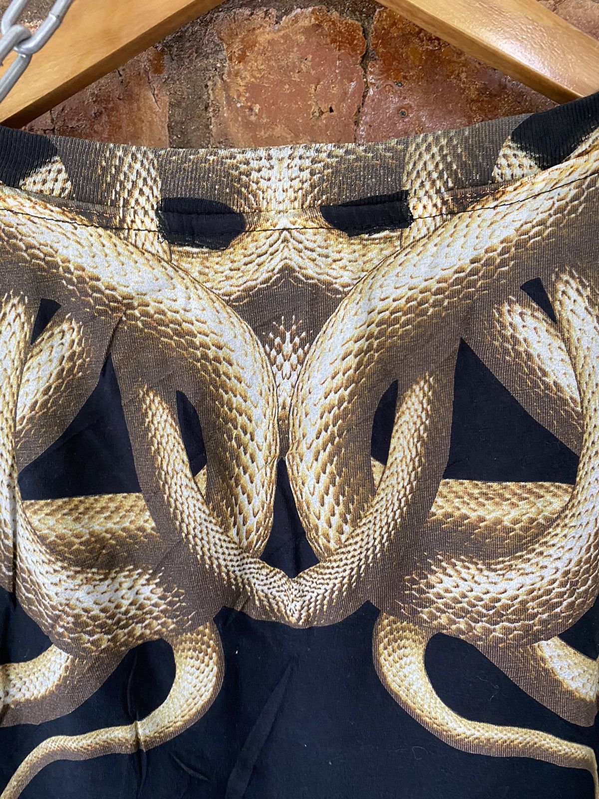 Marcelo Burlon Marcelo Burlon Snake tee Size US XL / EU 56 / 4 - 7 Thumbnail